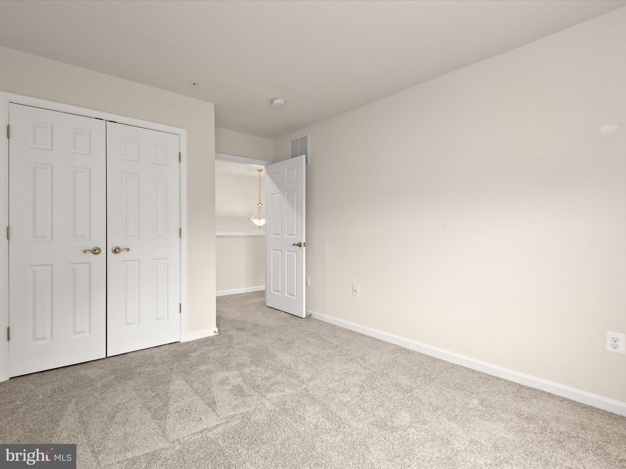 GUILFORD MEWS - Residential