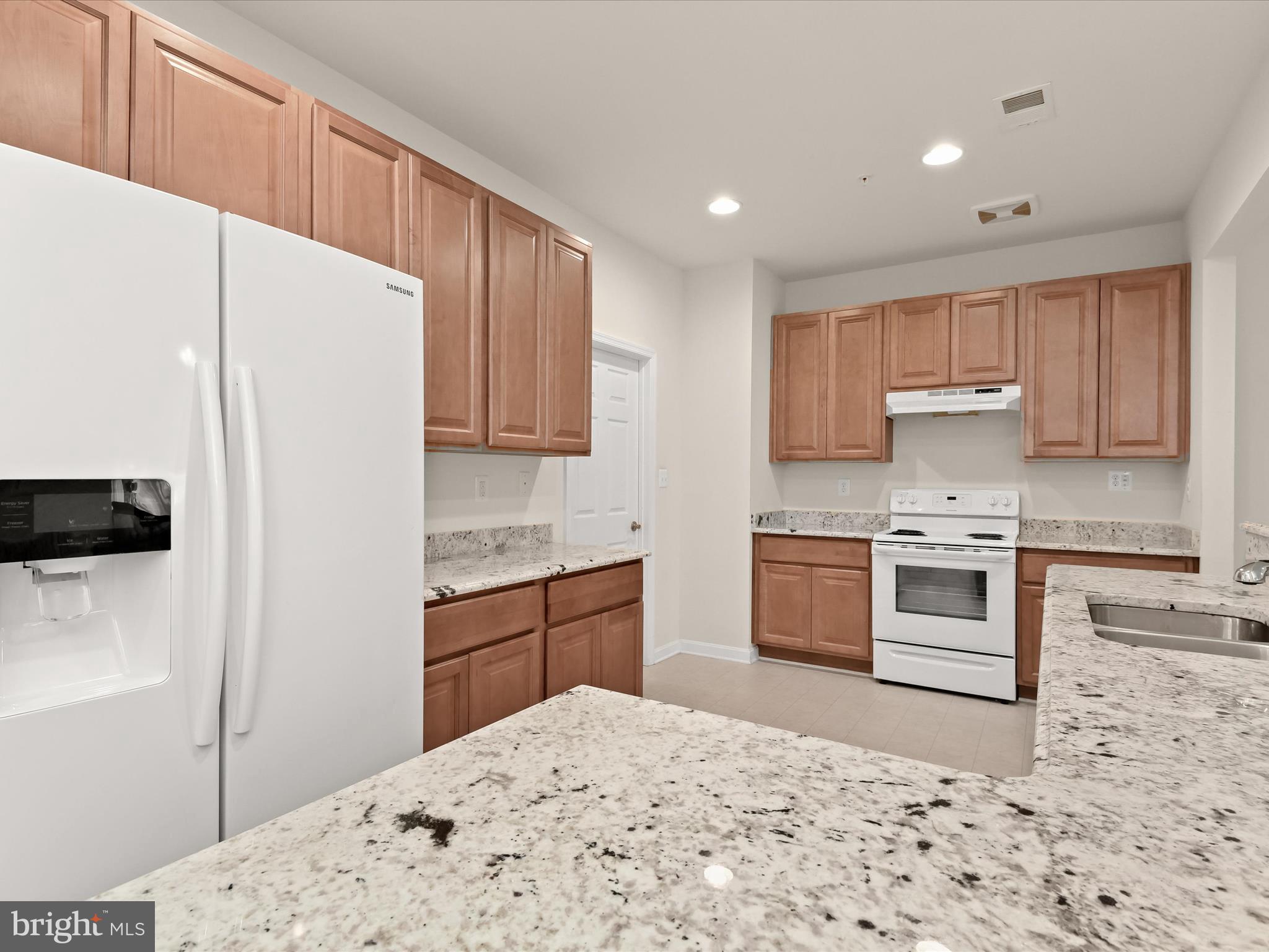 GUILFORD MEWS - Residential