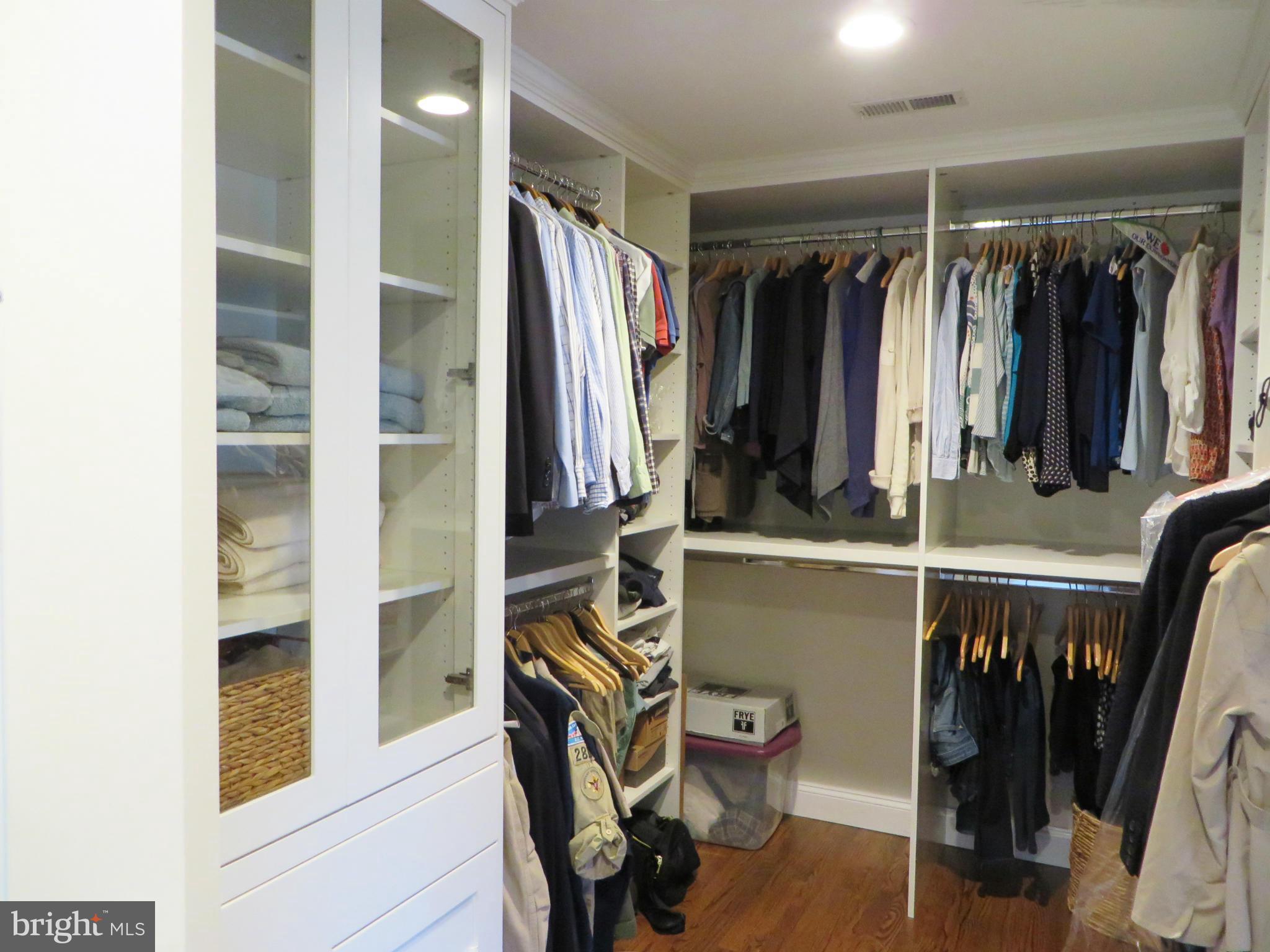 ESPERANZA FARMS - Residential