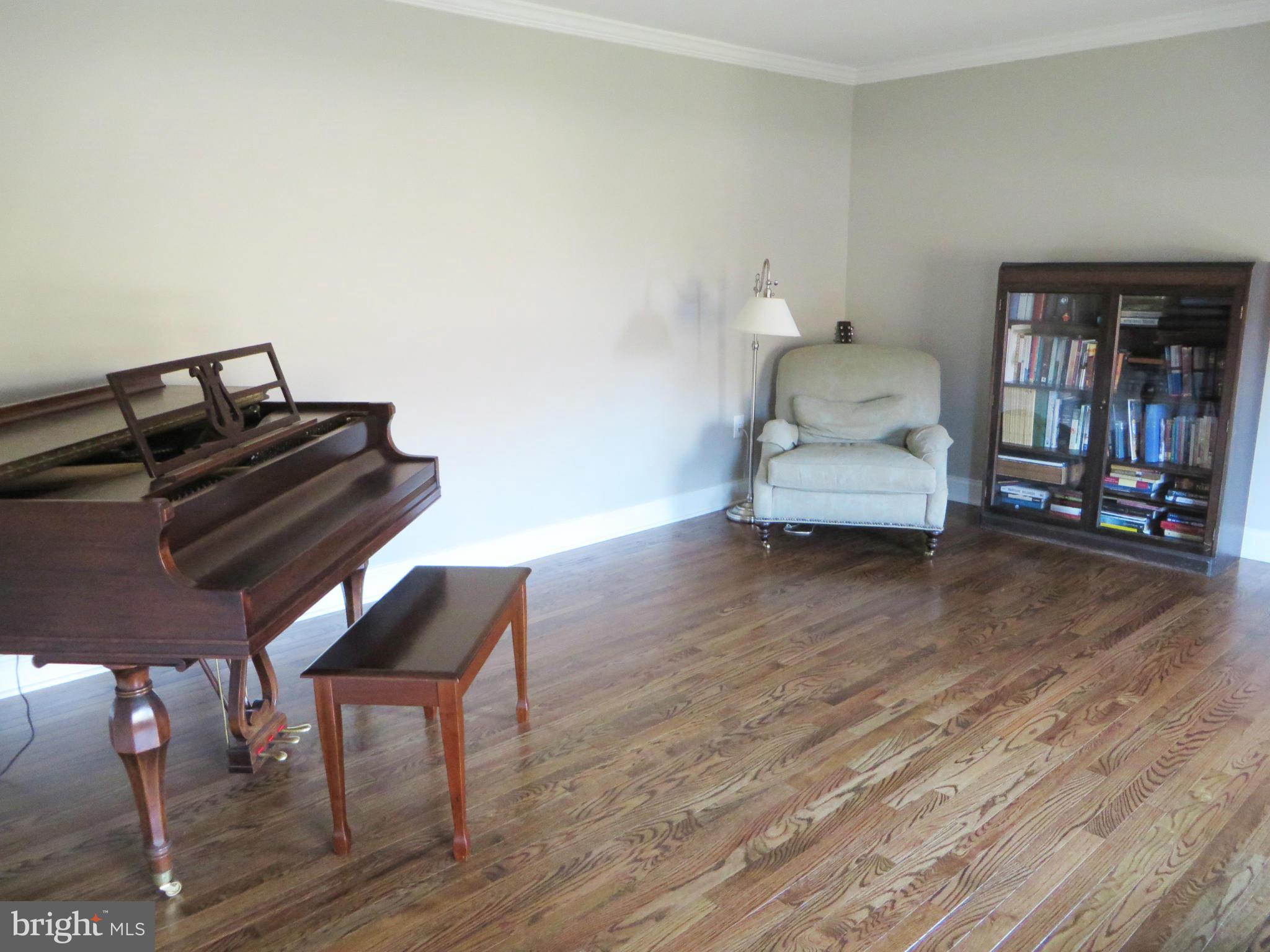 ESPERANZA FARMS - Residential