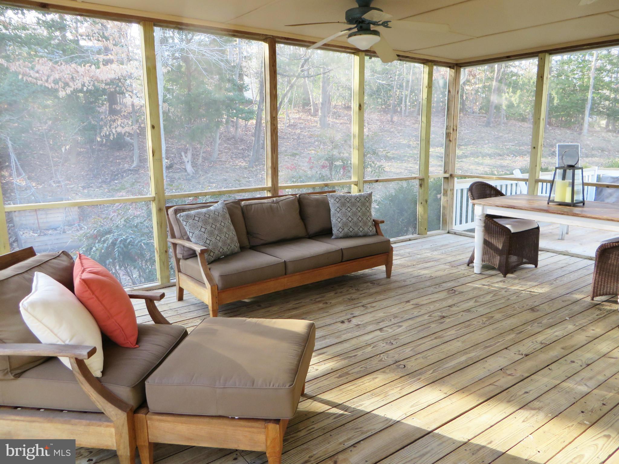 ESPERANZA FARMS - Residential