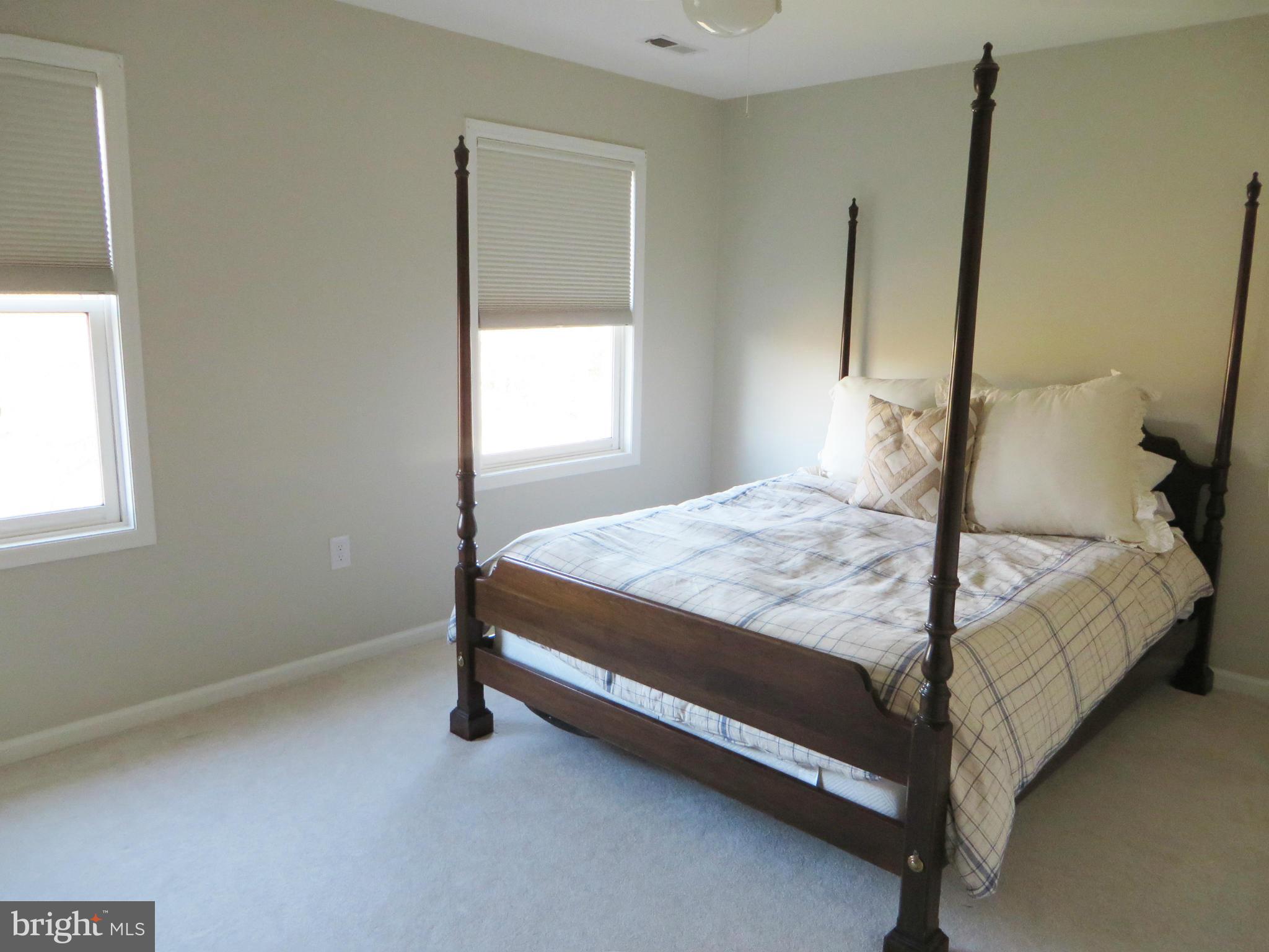 ESPERANZA FARMS - Residential