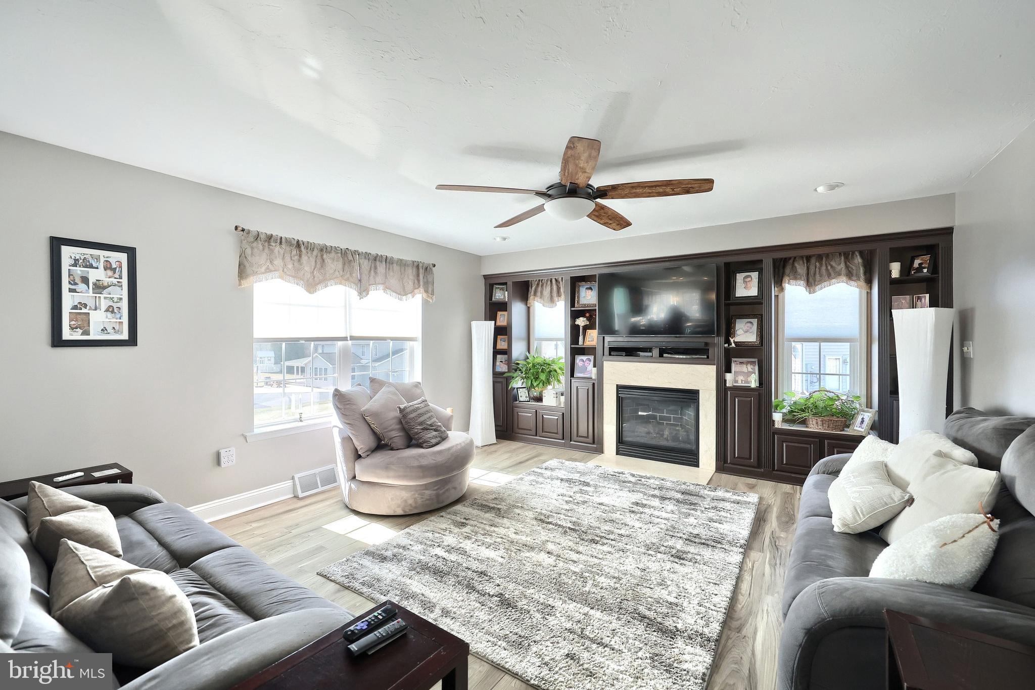 GRANDVIEW HEIGHTS - Residential