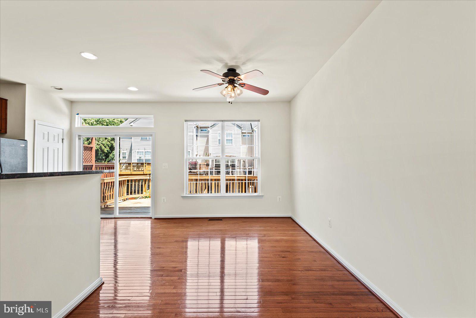 POTOMAC STATION - Residential