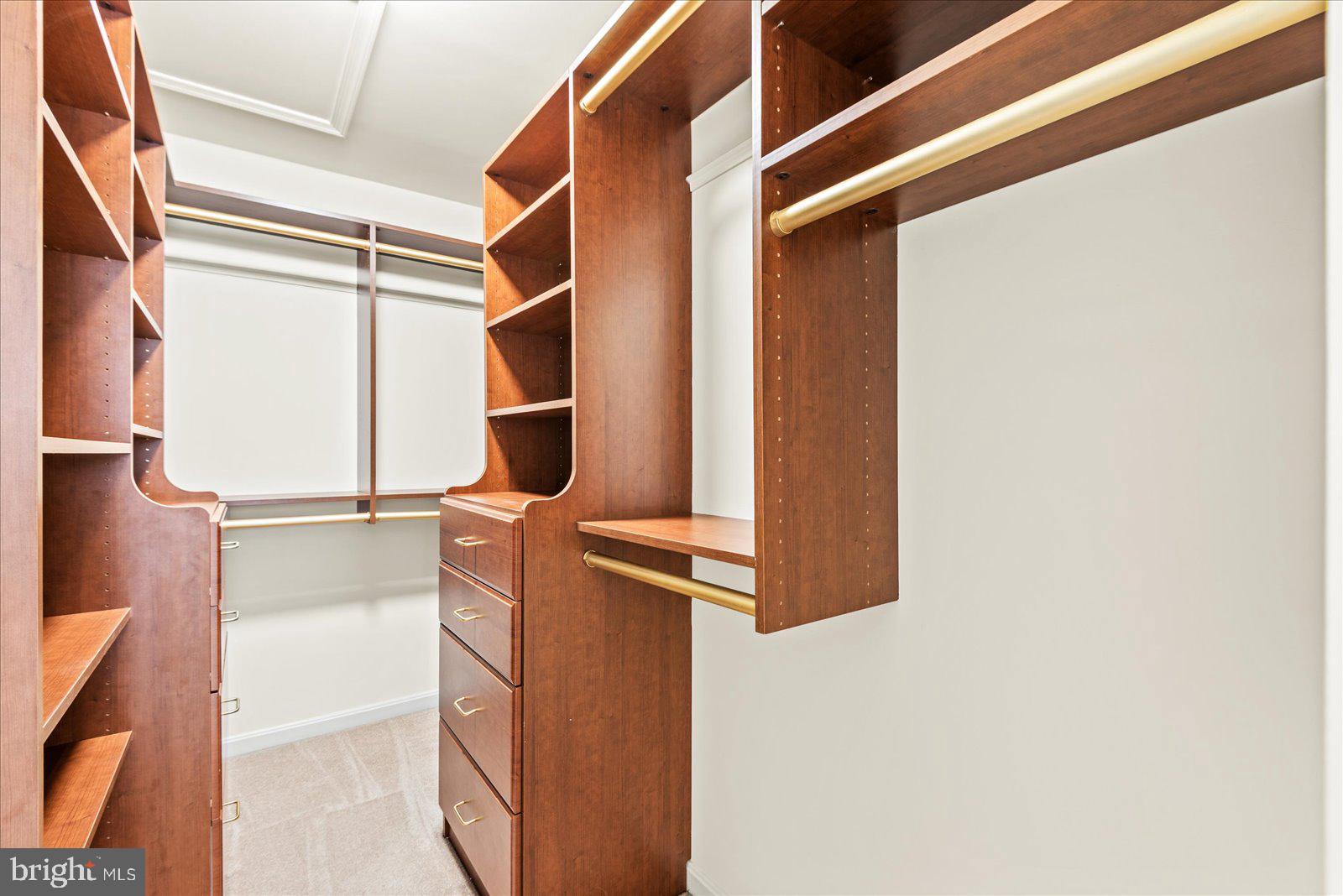 POTOMAC STATION - Residential