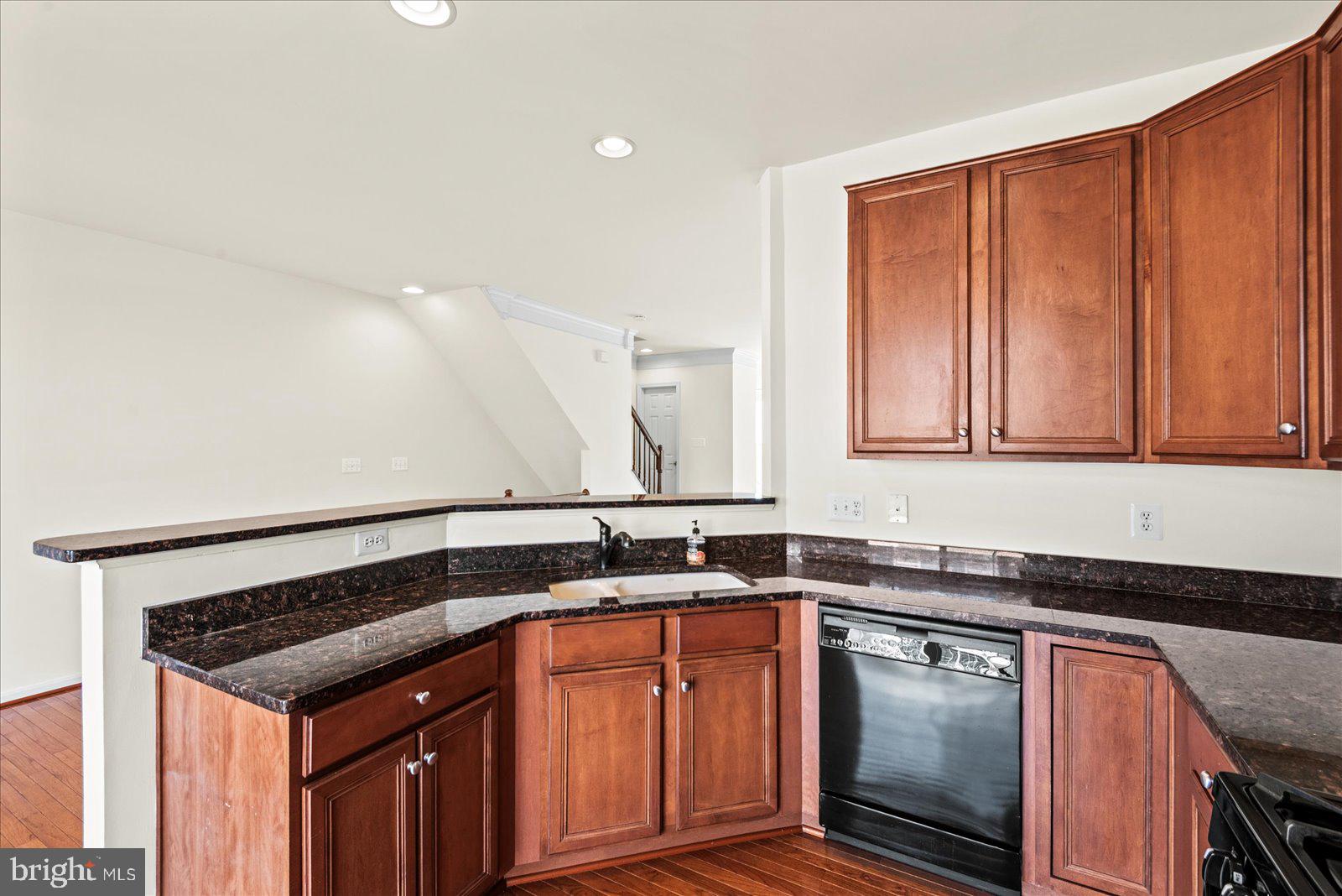 POTOMAC STATION - Residential