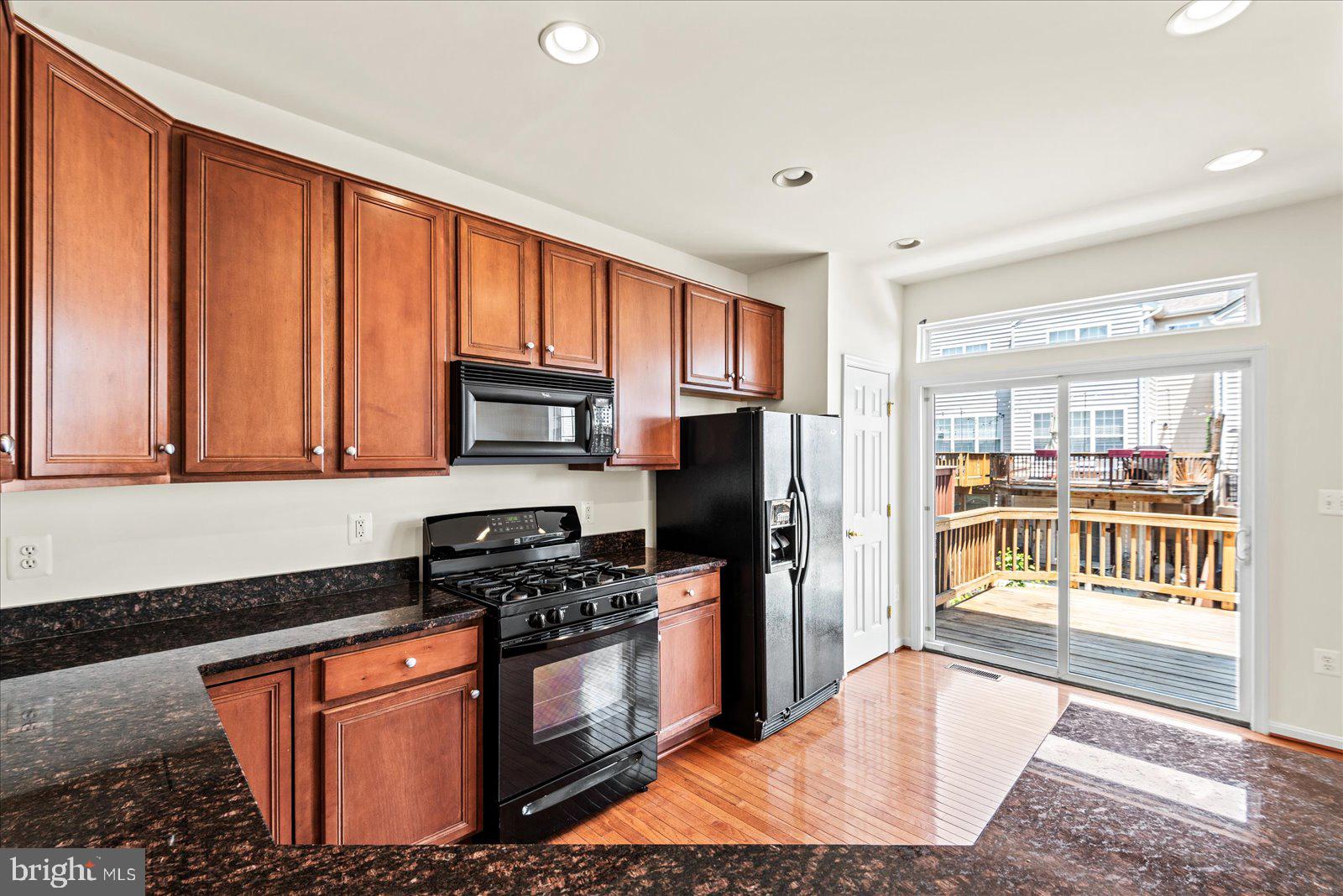 POTOMAC STATION - Residential