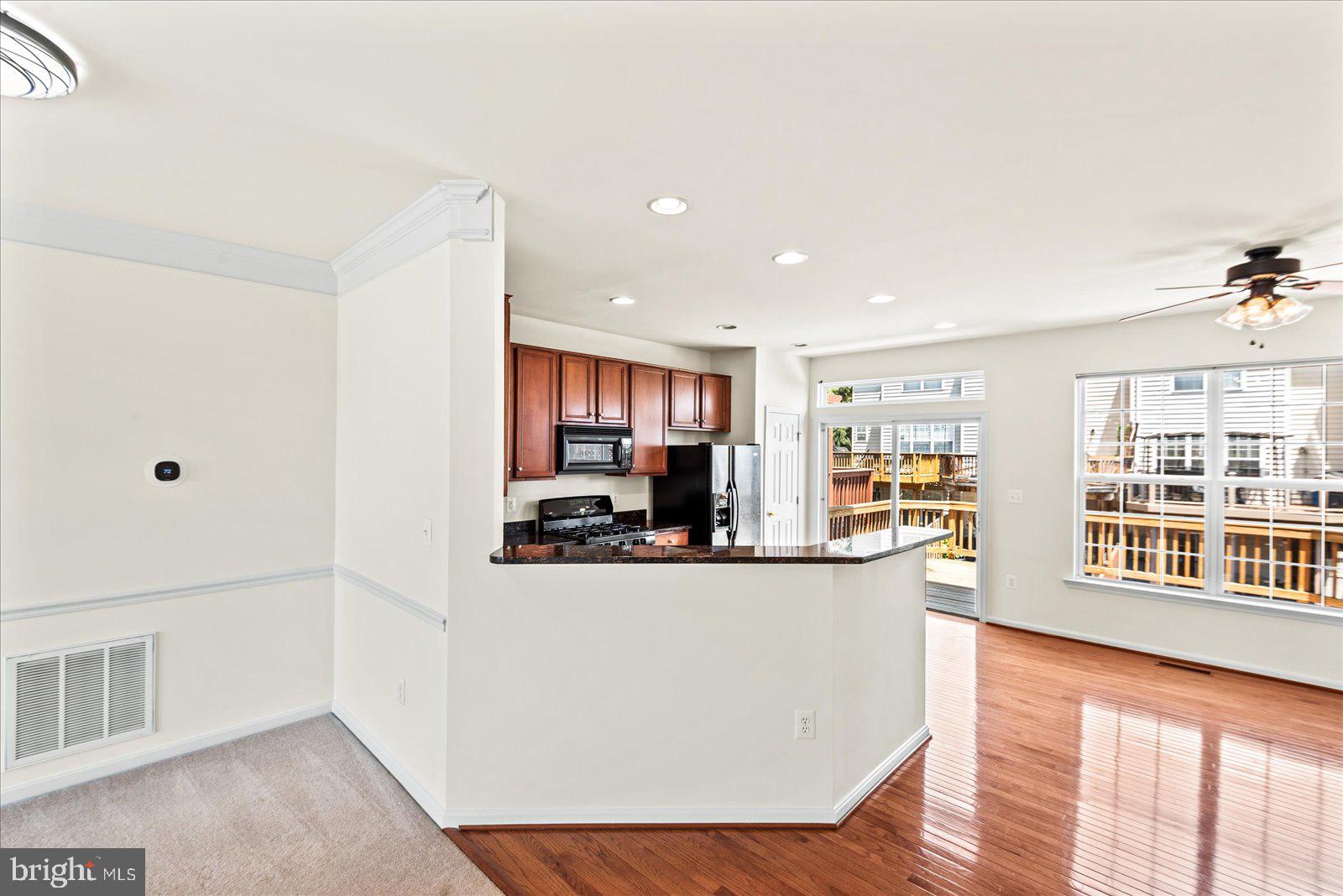 POTOMAC STATION - Residential