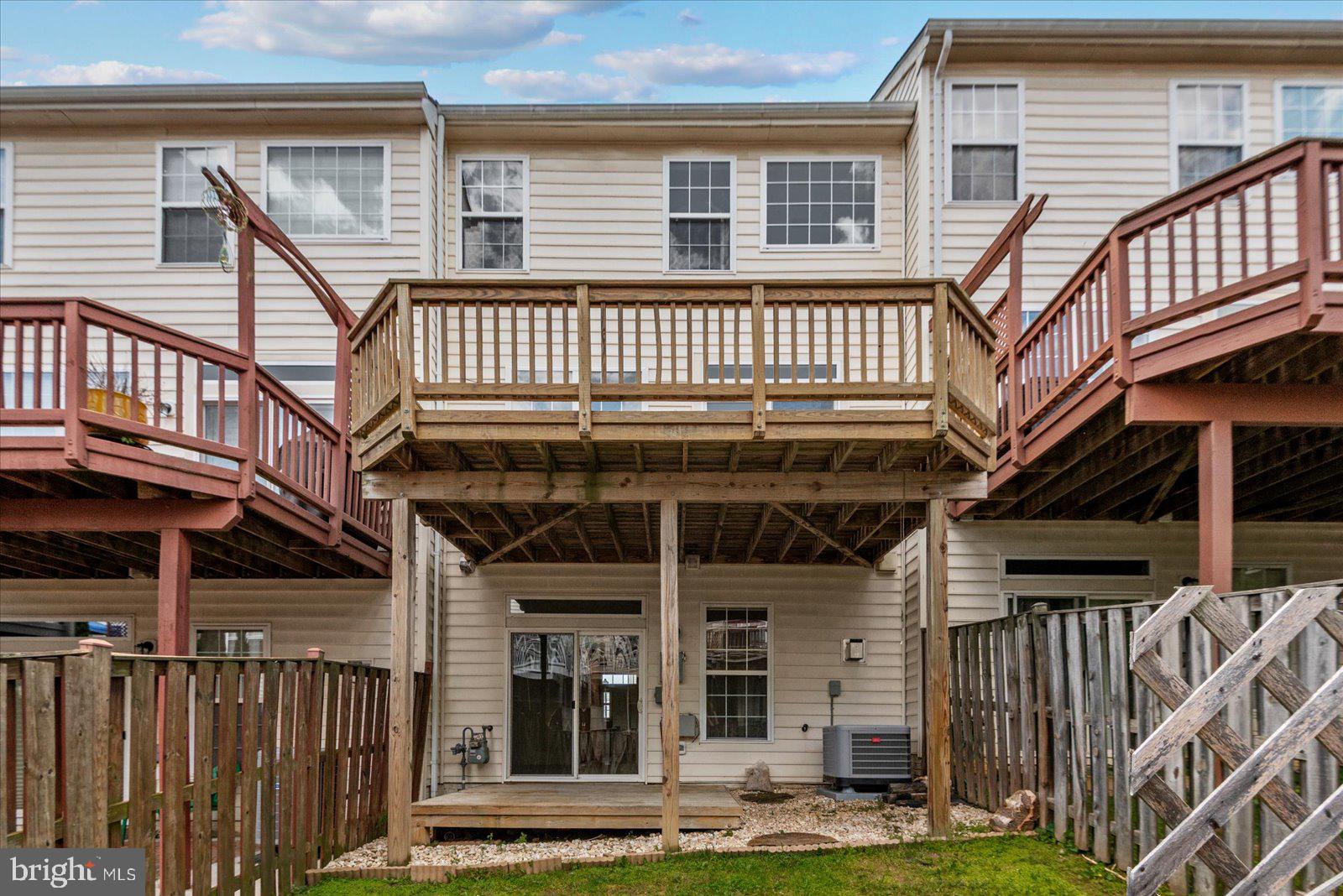 POTOMAC STATION - Residential