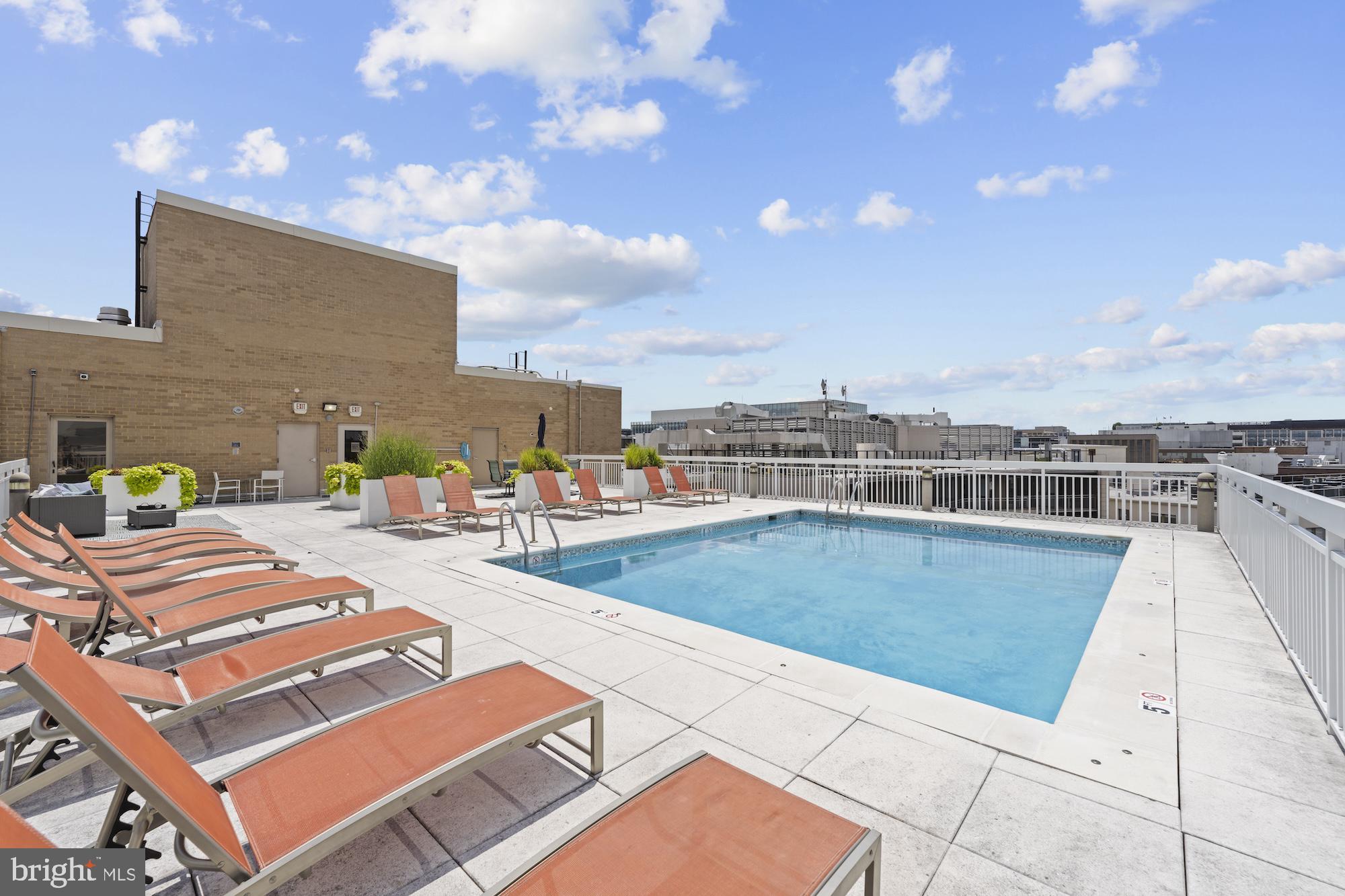 1260 21ST STREET NW 605