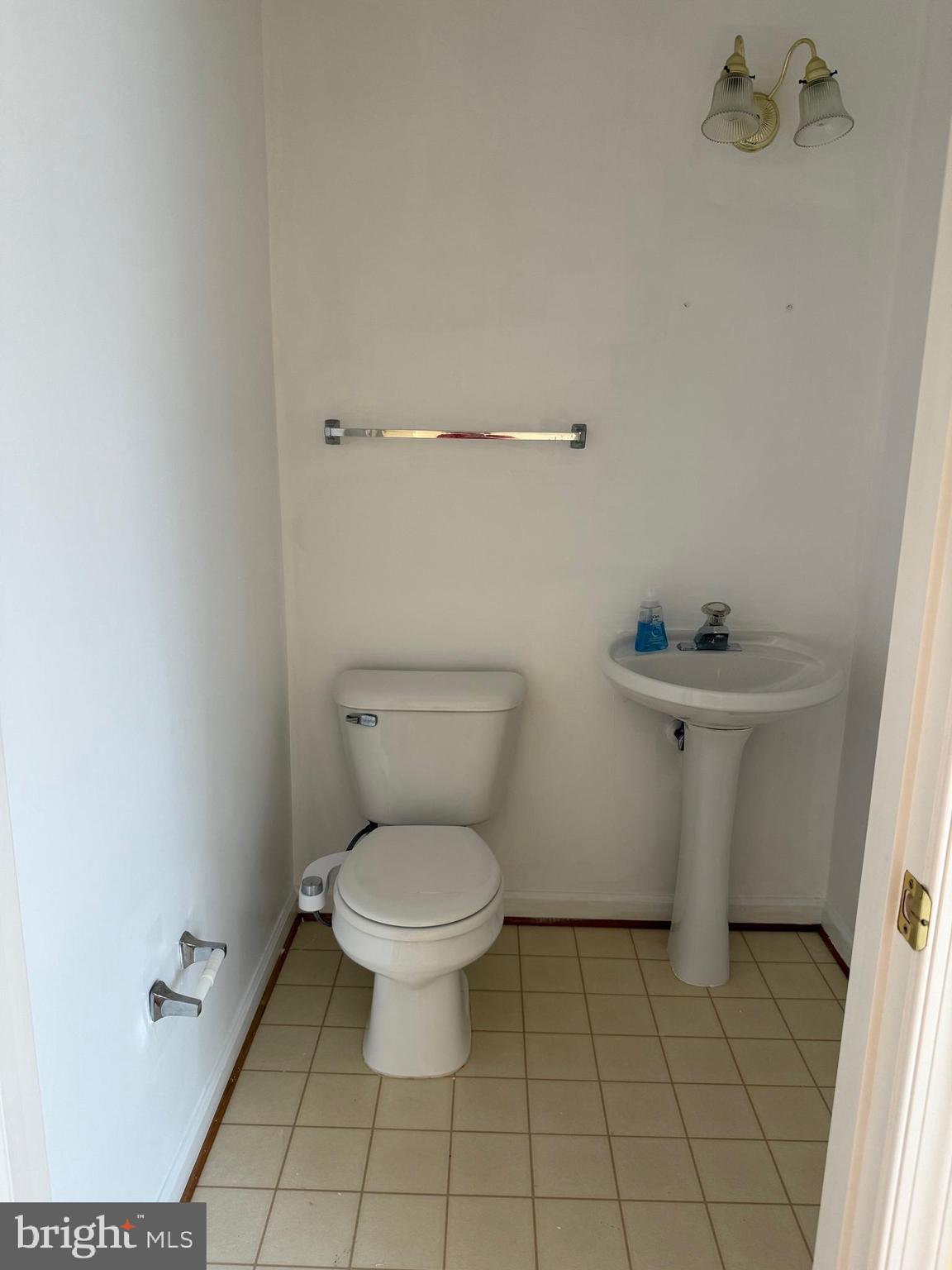 JAPONICA - Residential Lease