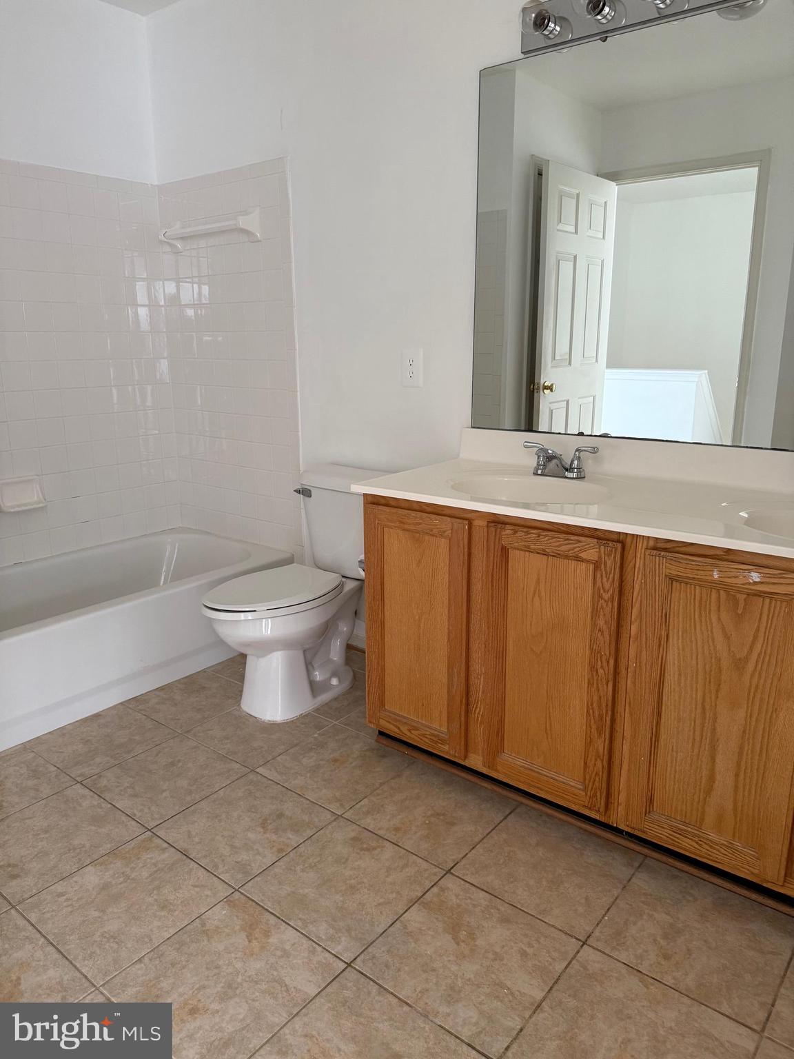 JAPONICA - Residential Lease