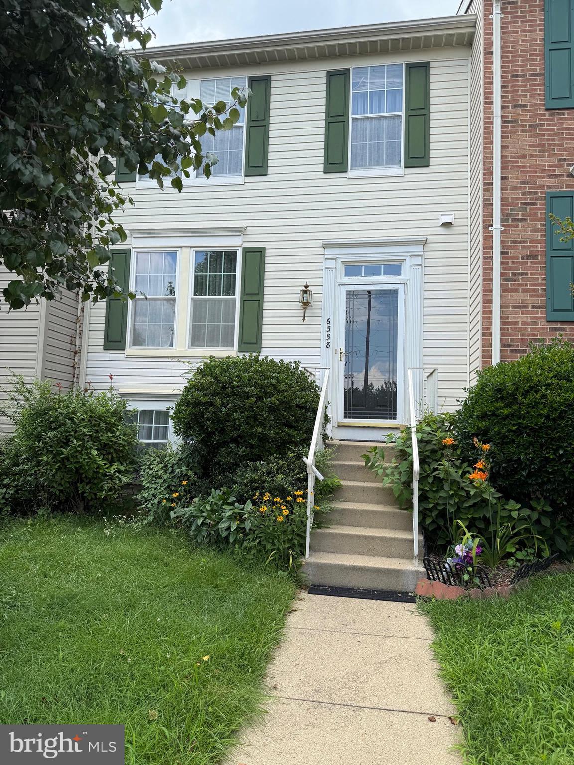JAPONICA - Residential Lease