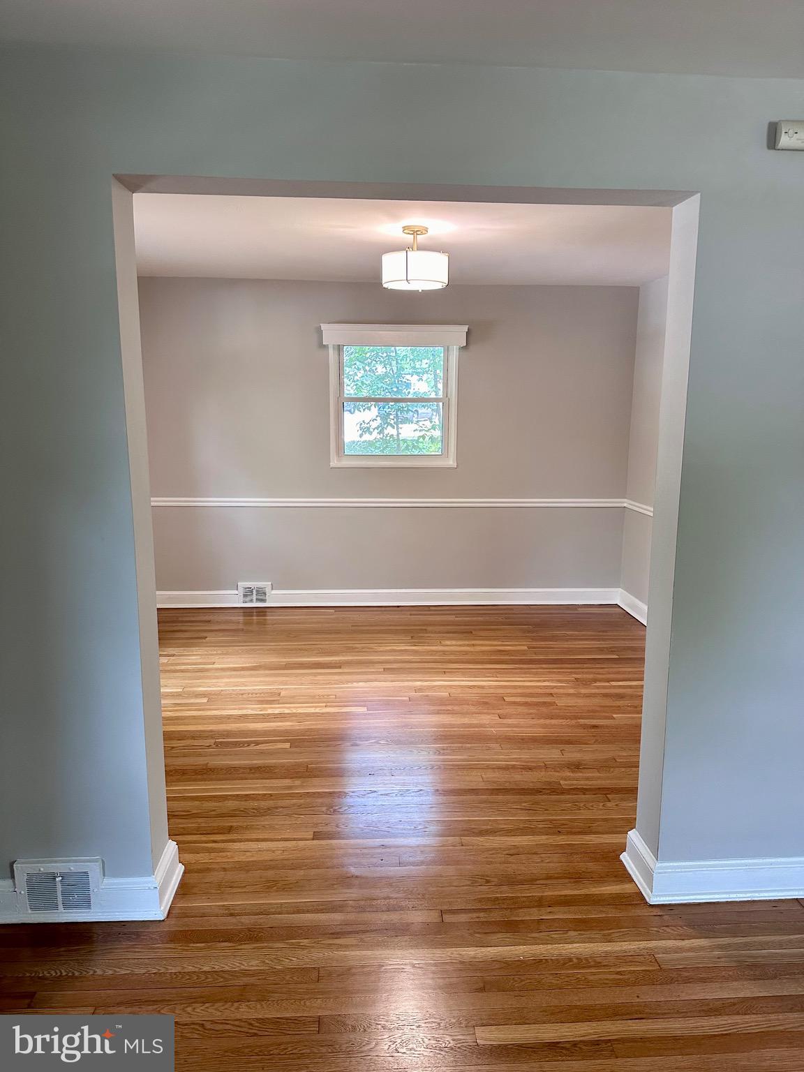 ARLINGTON FOREST - Residential