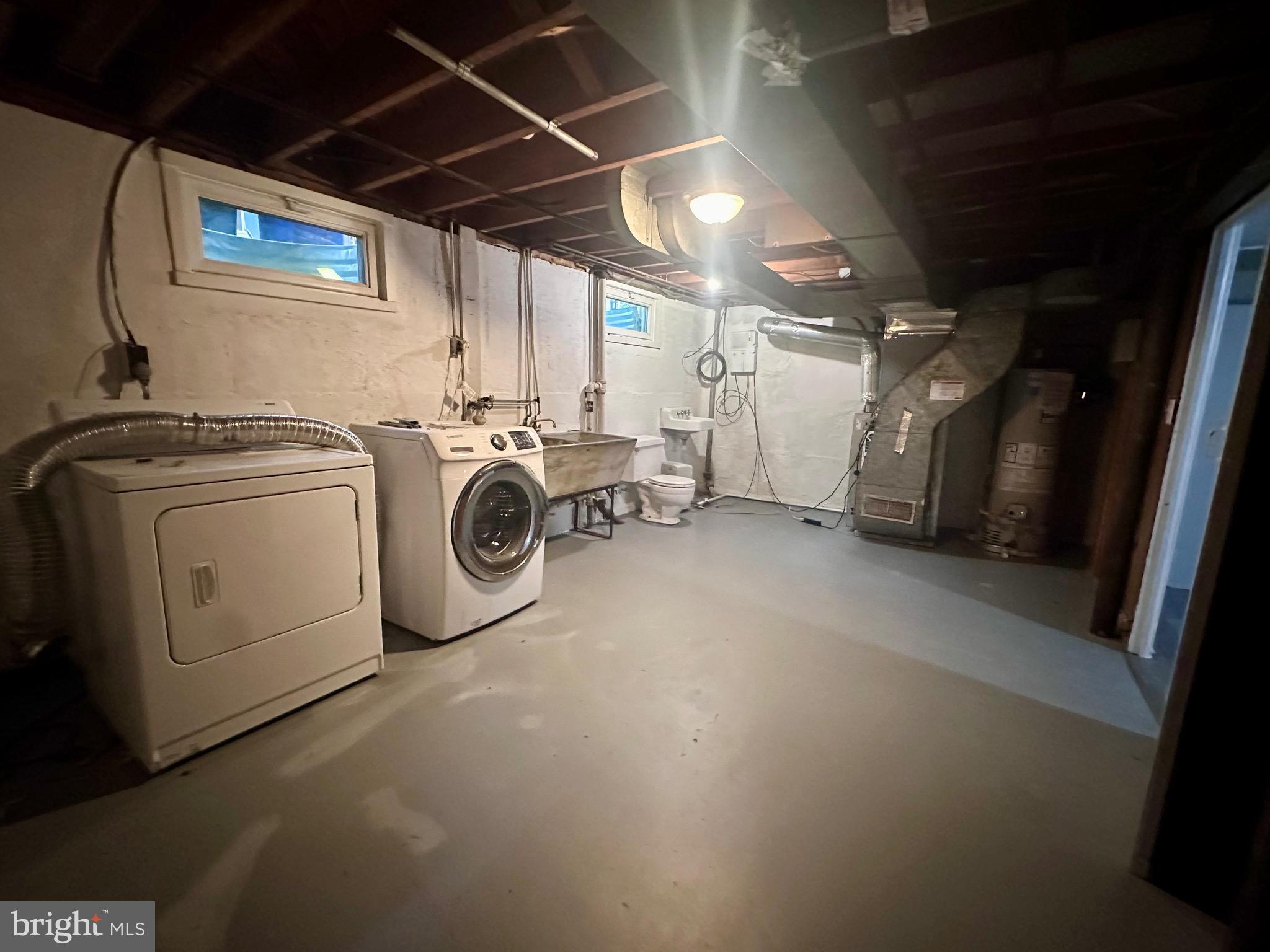 ARLINGTON FOREST - Residential