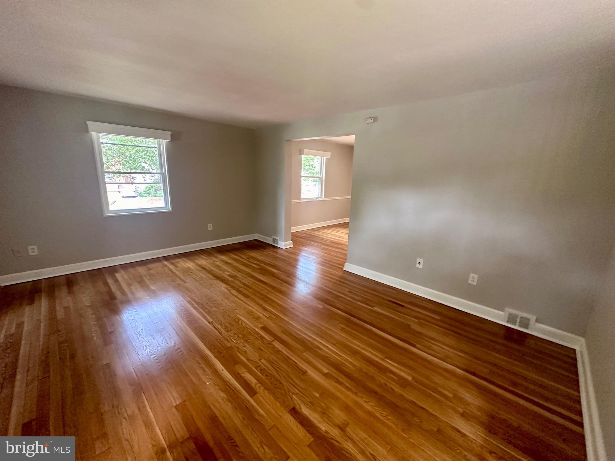 ARLINGTON FOREST - Residential