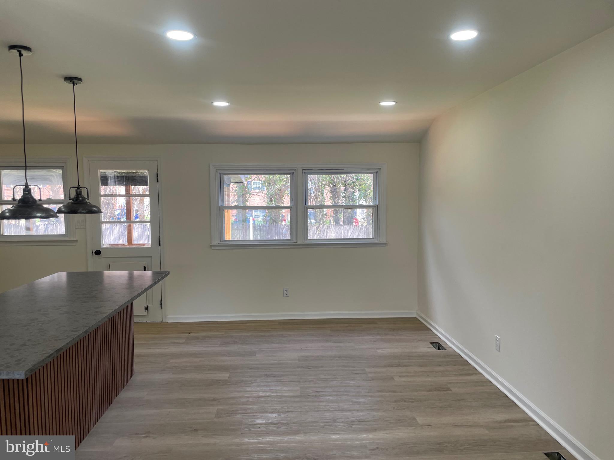 MEADOWOOD - Residential