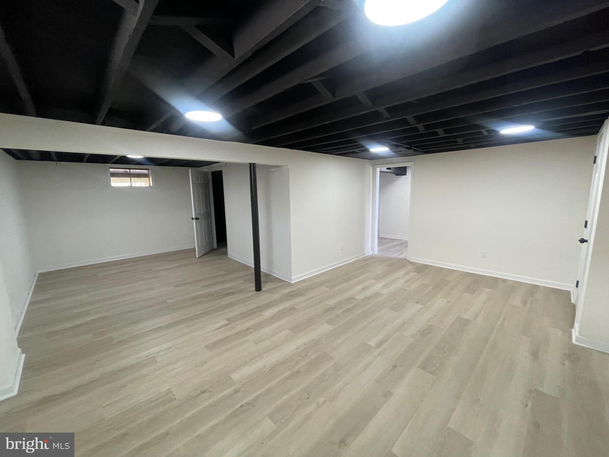 MEADOWOOD - Residential