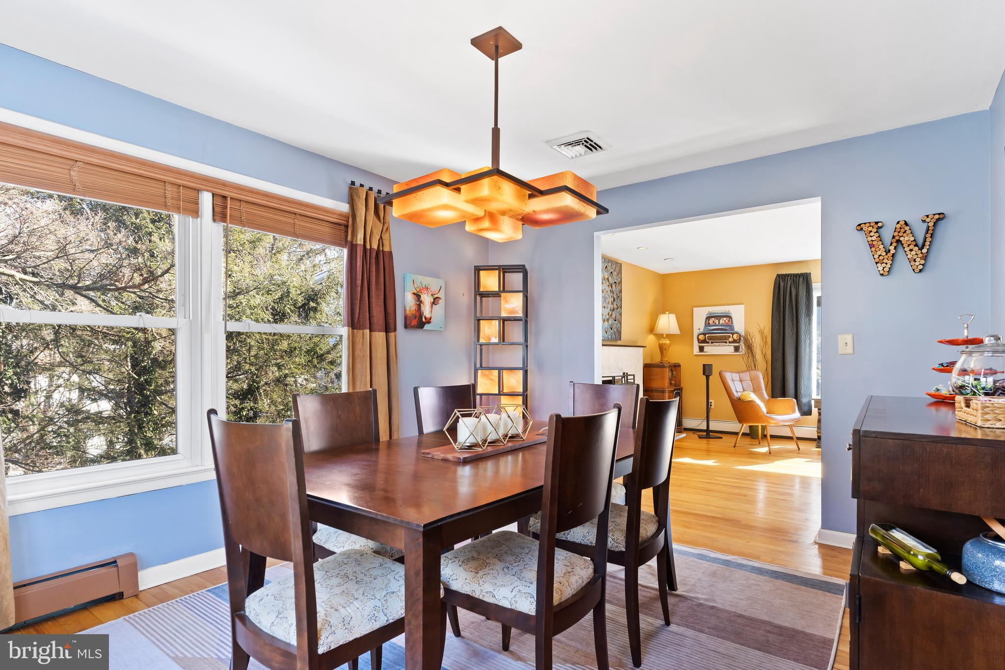 COUNTRY CLUB HILLS - Residential