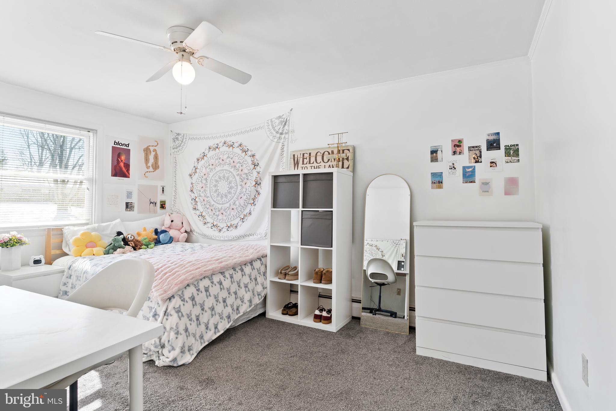 COUNTRY CLUB HILLS - Residential