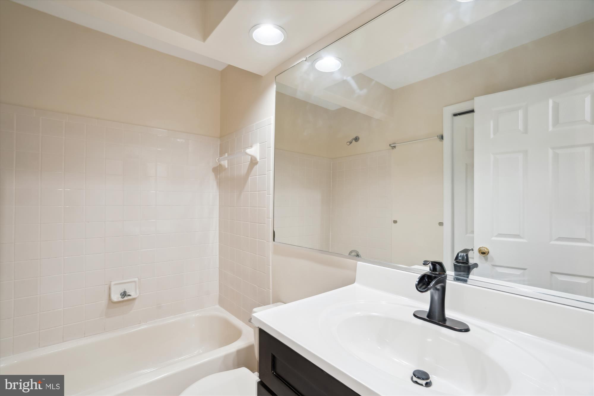 BOWLING BROOK FARMS - Residential