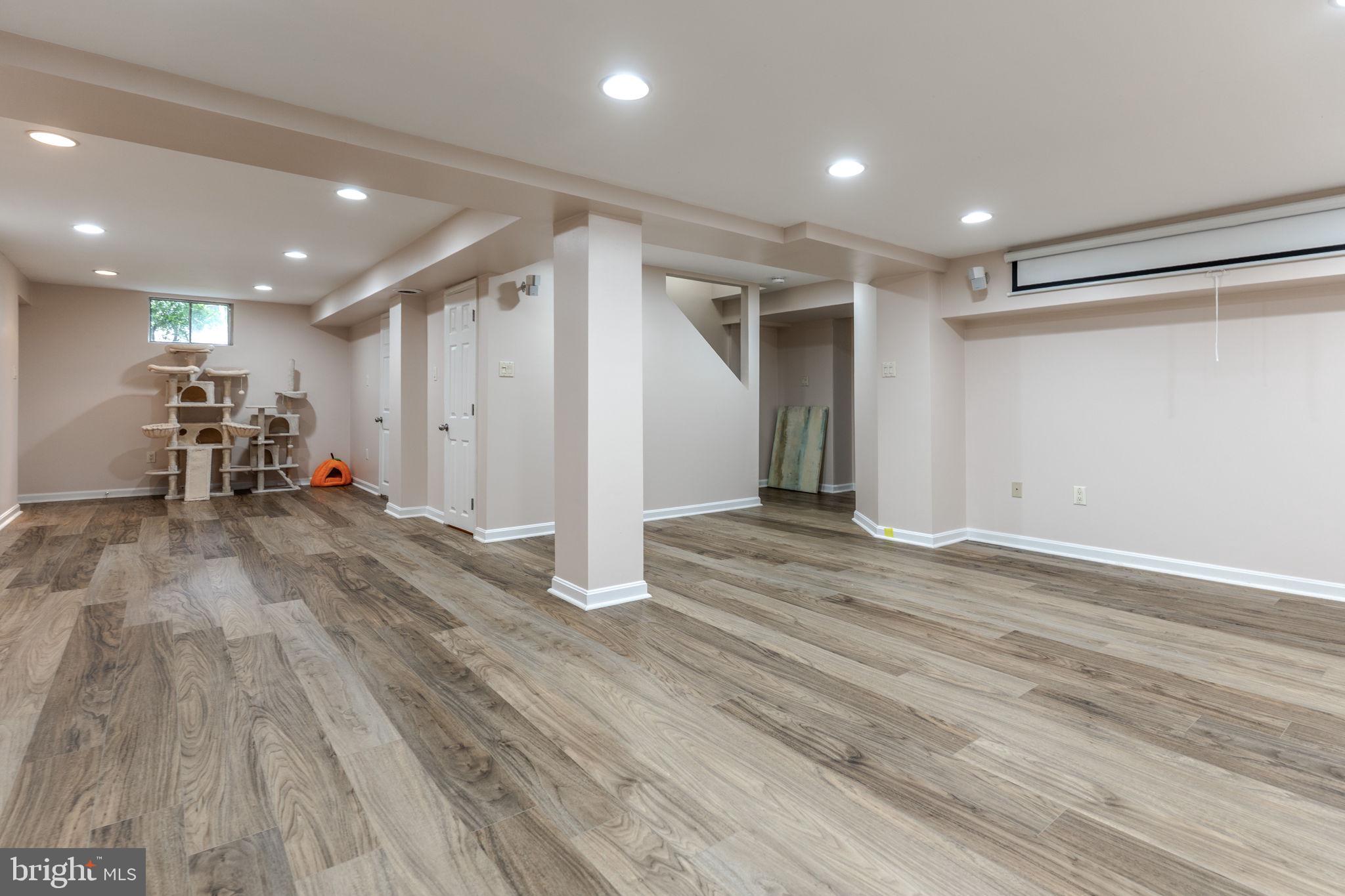 CROFTON SOUTH - Residential