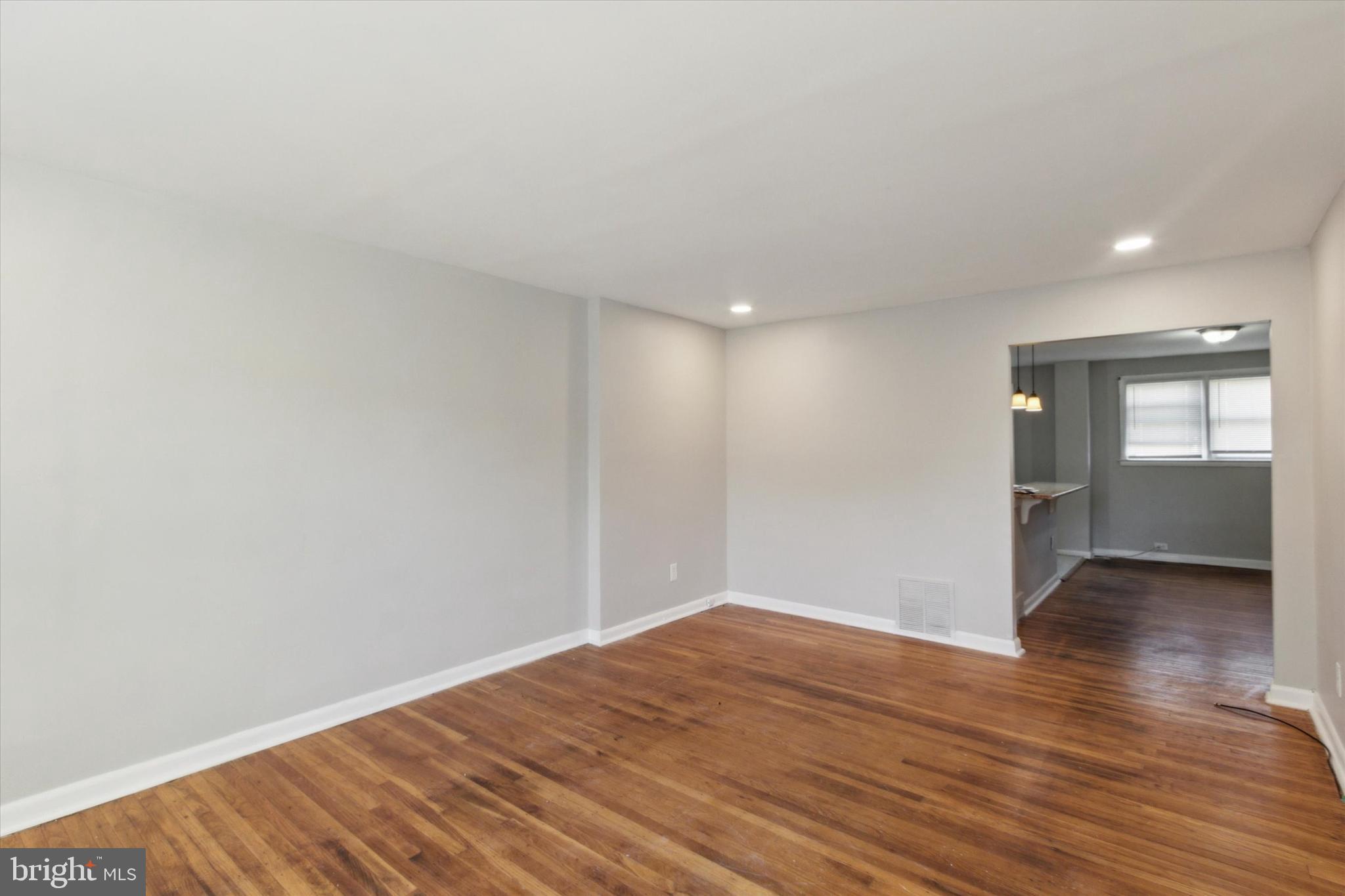 DELMAR VILLAGE - Residential