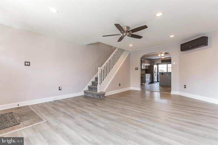 PORT RICHMOND - Residential