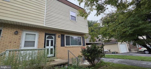 Townhouse For Sale - 763 Erford Road<br/> Cumberland County, CAMP HILL, PA 17011