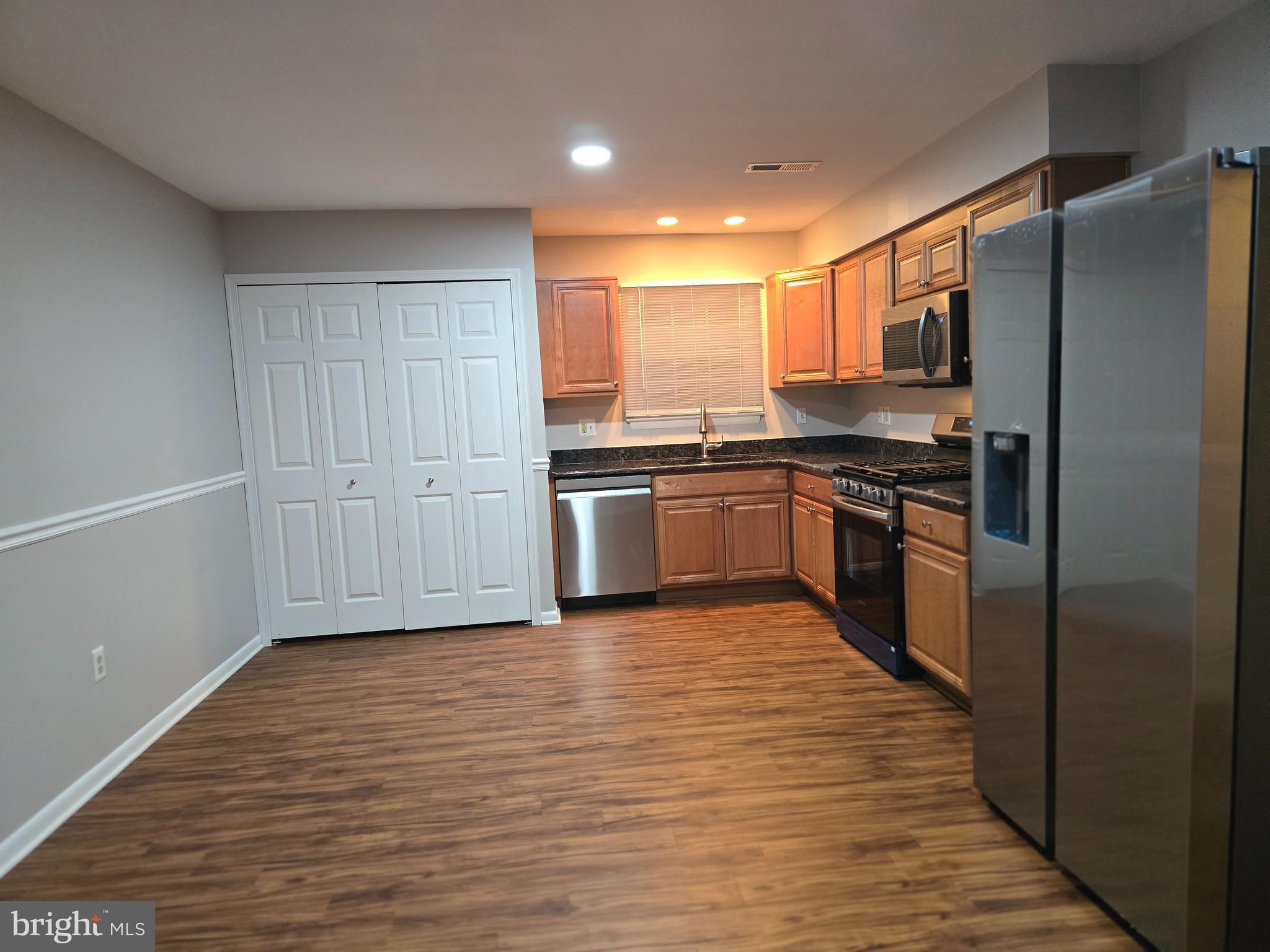 DALE CITY - Residential