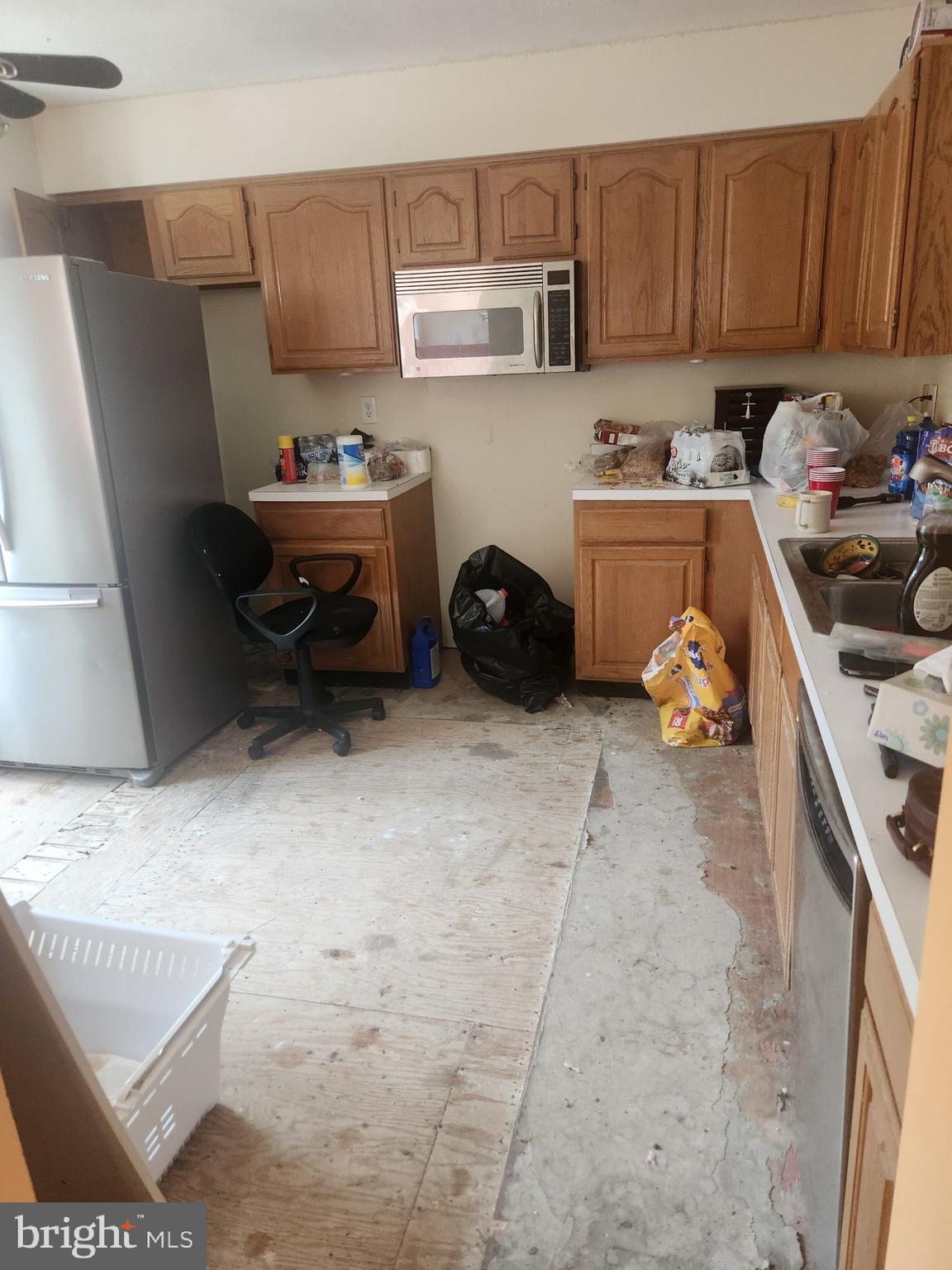 8108 SQUIRREL RUN ROAD