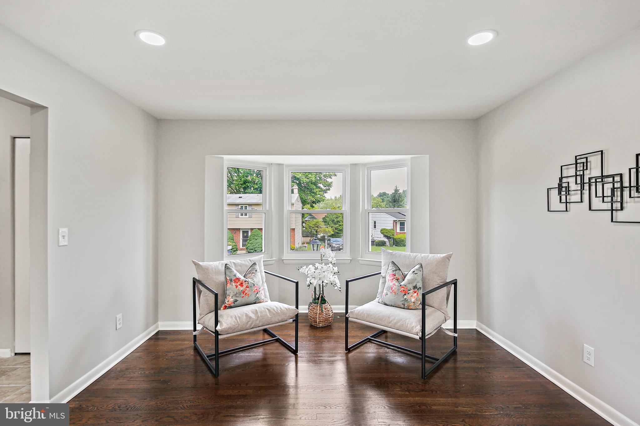 MONTROSE - Residential