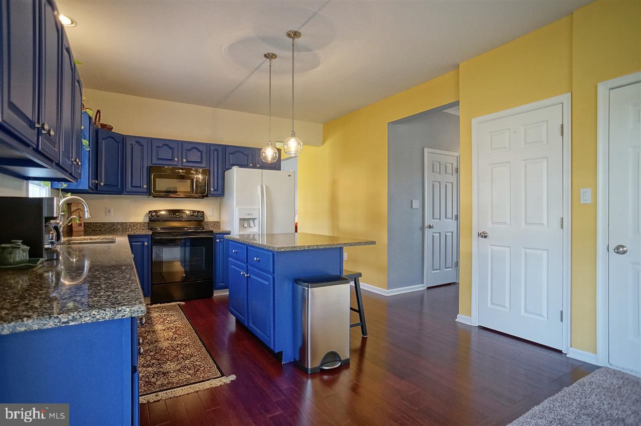DEER PATH WOODS - Residential