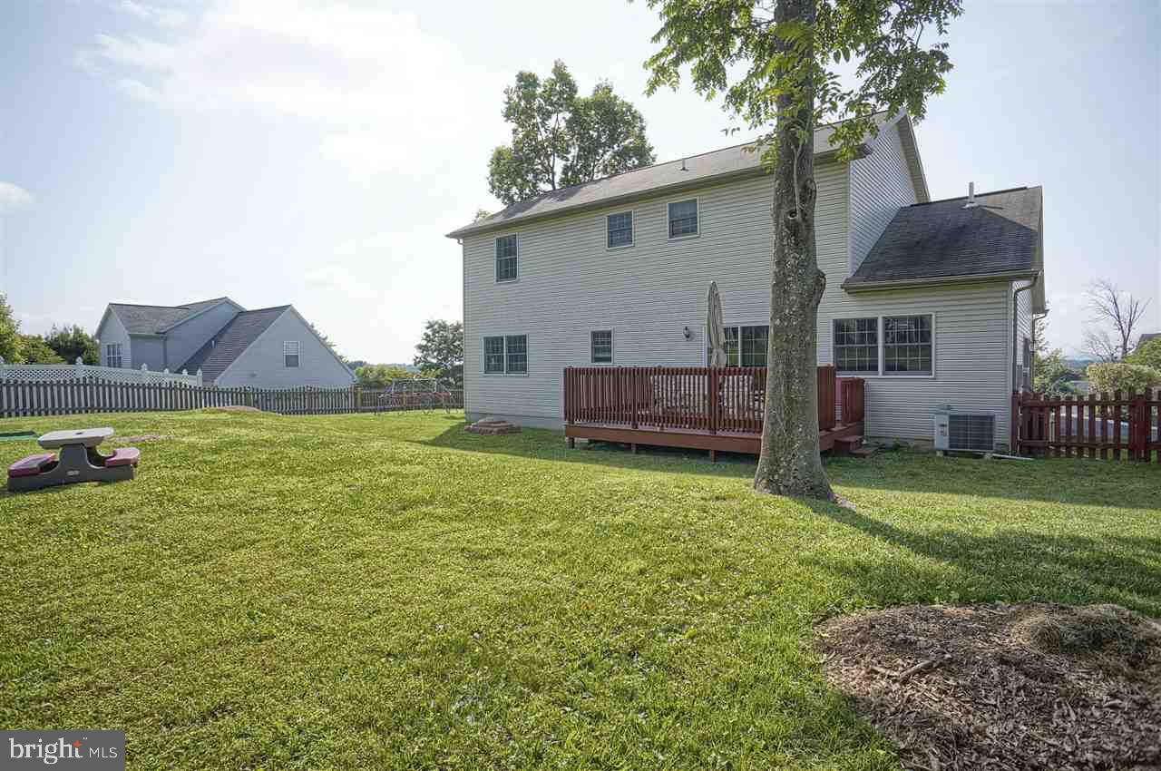 DEER PATH WOODS - Residential