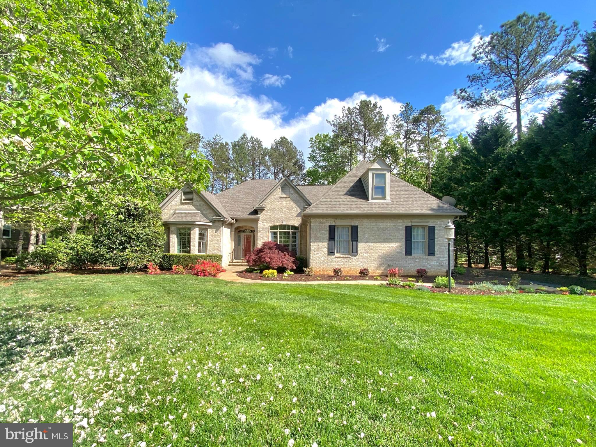 FAWN LAKE - Residential