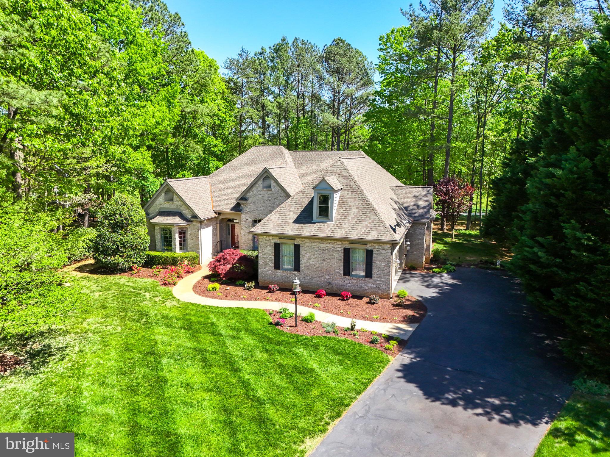 FAWN LAKE - Residential