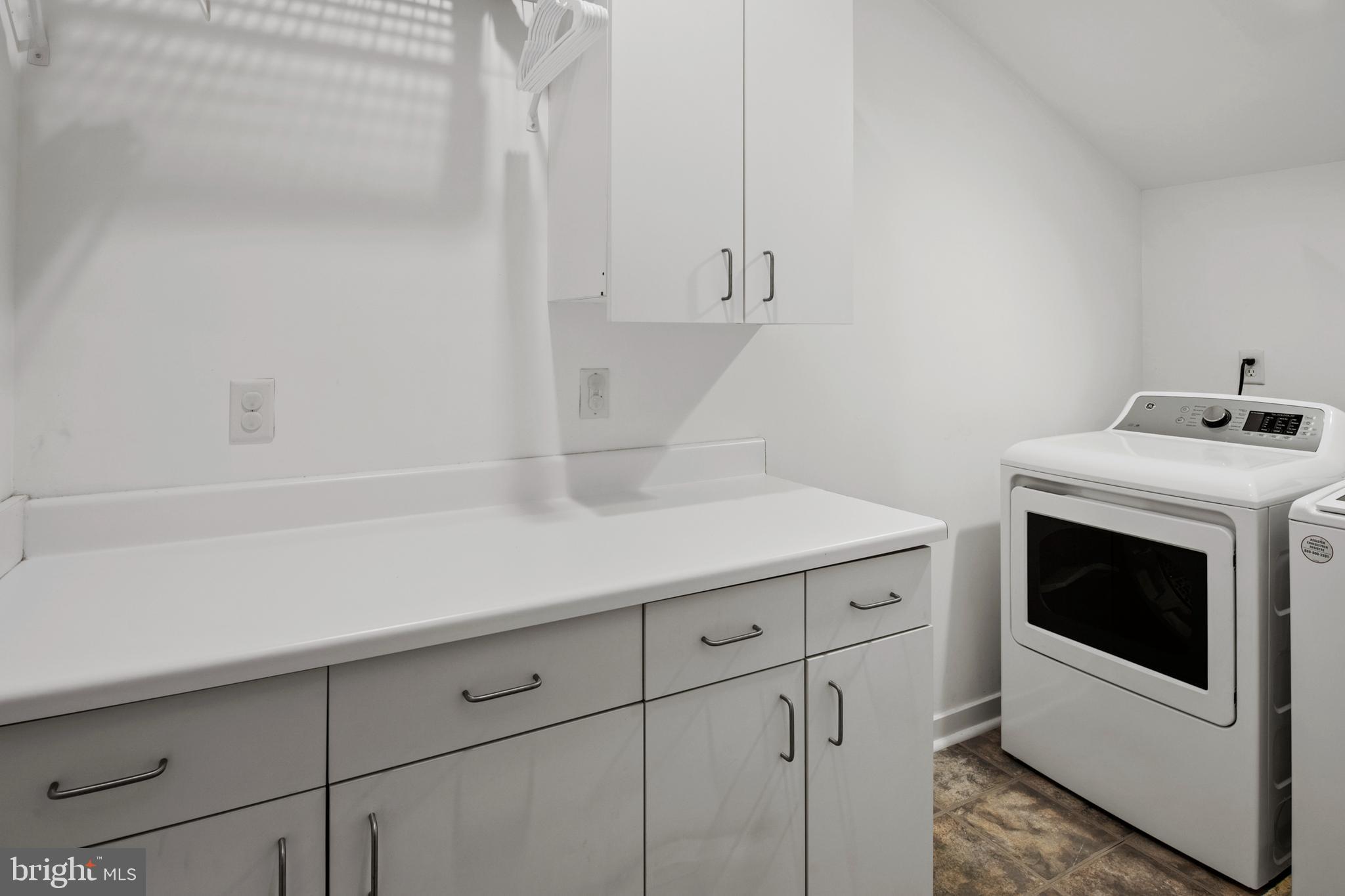 BAY CITY - Residential