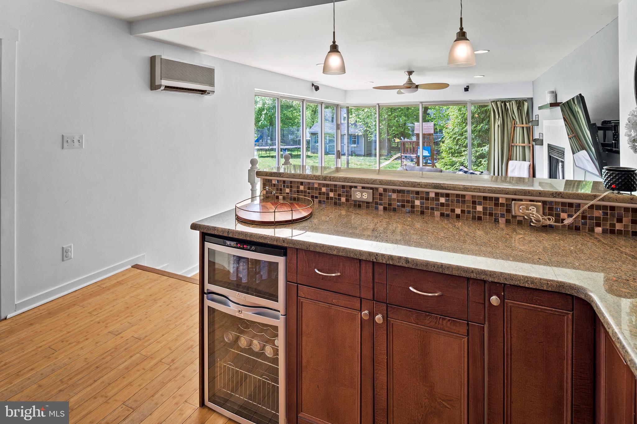 BAY CITY - Residential