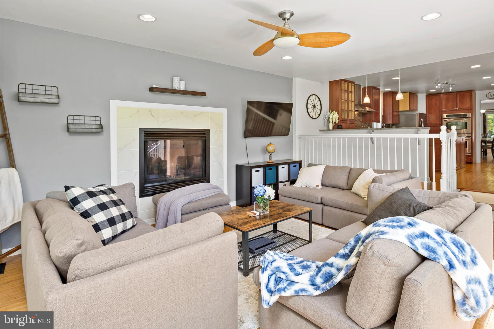 BAY CITY - Residential