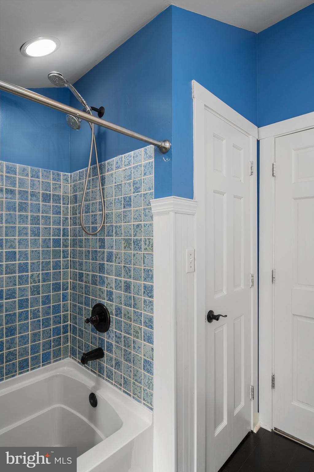 BAY CITY - Residential