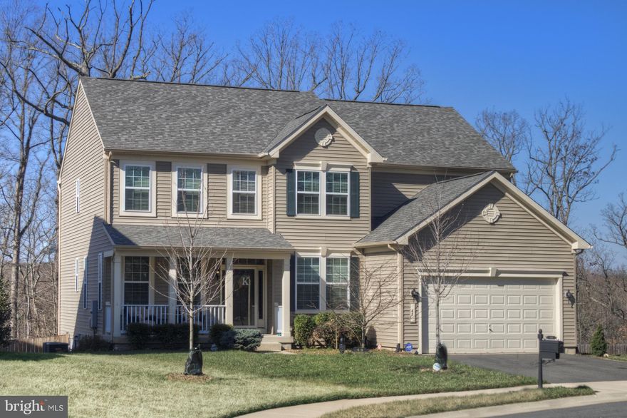 Location! Mins to I-95, RT1 & commuter lot! Main lvl w/ 9ft ceilings & 8ft doors! Hardwd & ceramic tile flring!Gourmet kitchen w/ entertainment sized island,gascooktop,double oven,granite counters & recessed lighting! FR off kitchen w/ gas FP!Sunrm/morning rm w/cathedral ceiling! Main lvl office w/french doors! Mstr bdrm w/private sitting rm! L/L Rec Rm & tons of storage space! Bring your buyers!