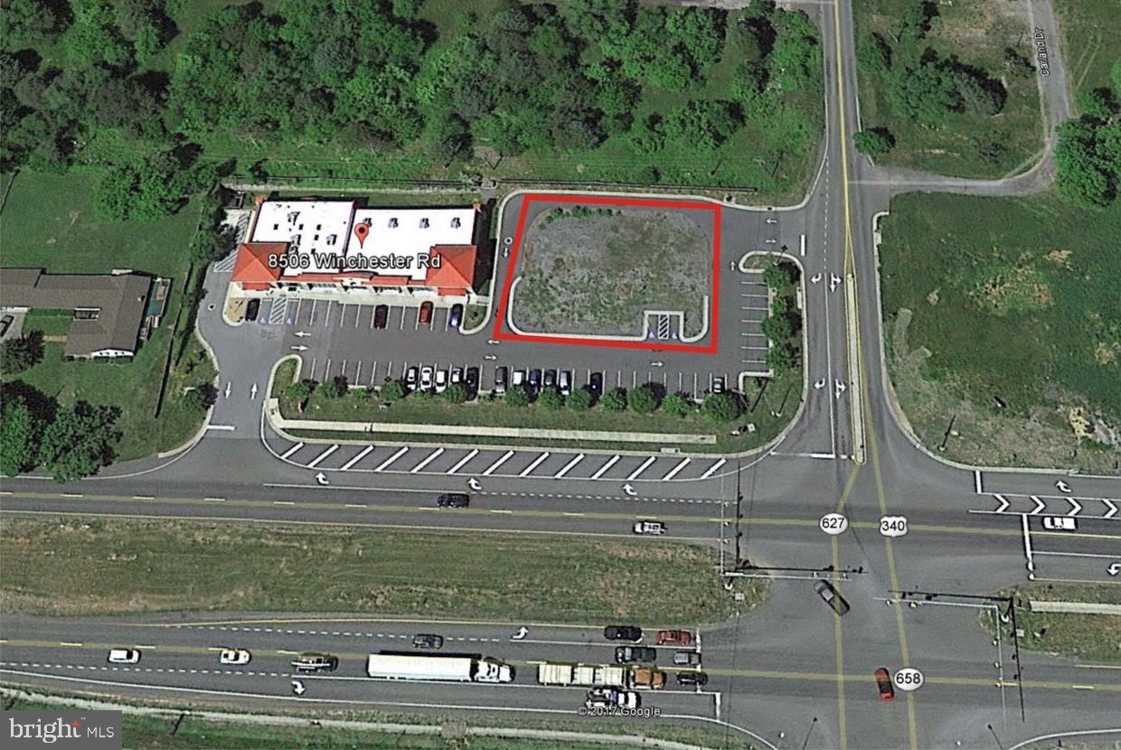 Land Lease - 0.6854 +/- acre lot/pad site adjacent to Cedarville Corners strip center. Great corner location with road frontage on Winchester Road/US Route 522/340. Very high traffic location minutes from I-66. Just down the road from Riverton Commons and Crooked Run Center. For lease at annual rate of $74,973/year NNN.