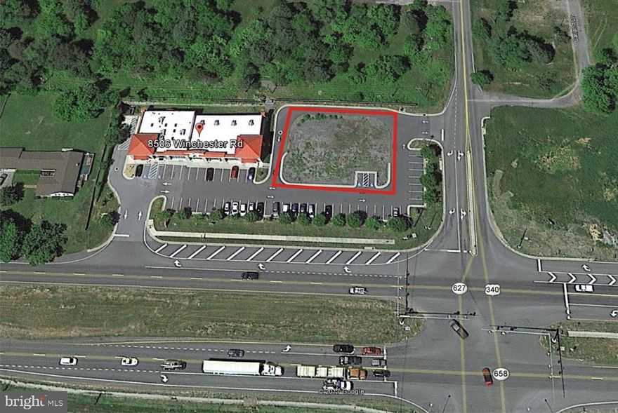Land Lease - 0.6854 +/- acre lot/pad site adjacent to Cedarville Corners strip center.  Great corner location with road frontage on Winchester Road/US Route 522/340.  Very high traffic location minutes from I-66.  Just down the road from Riverton Commons and Crooked Run Center.  For lease at annual rate of $74,973/year NNN.