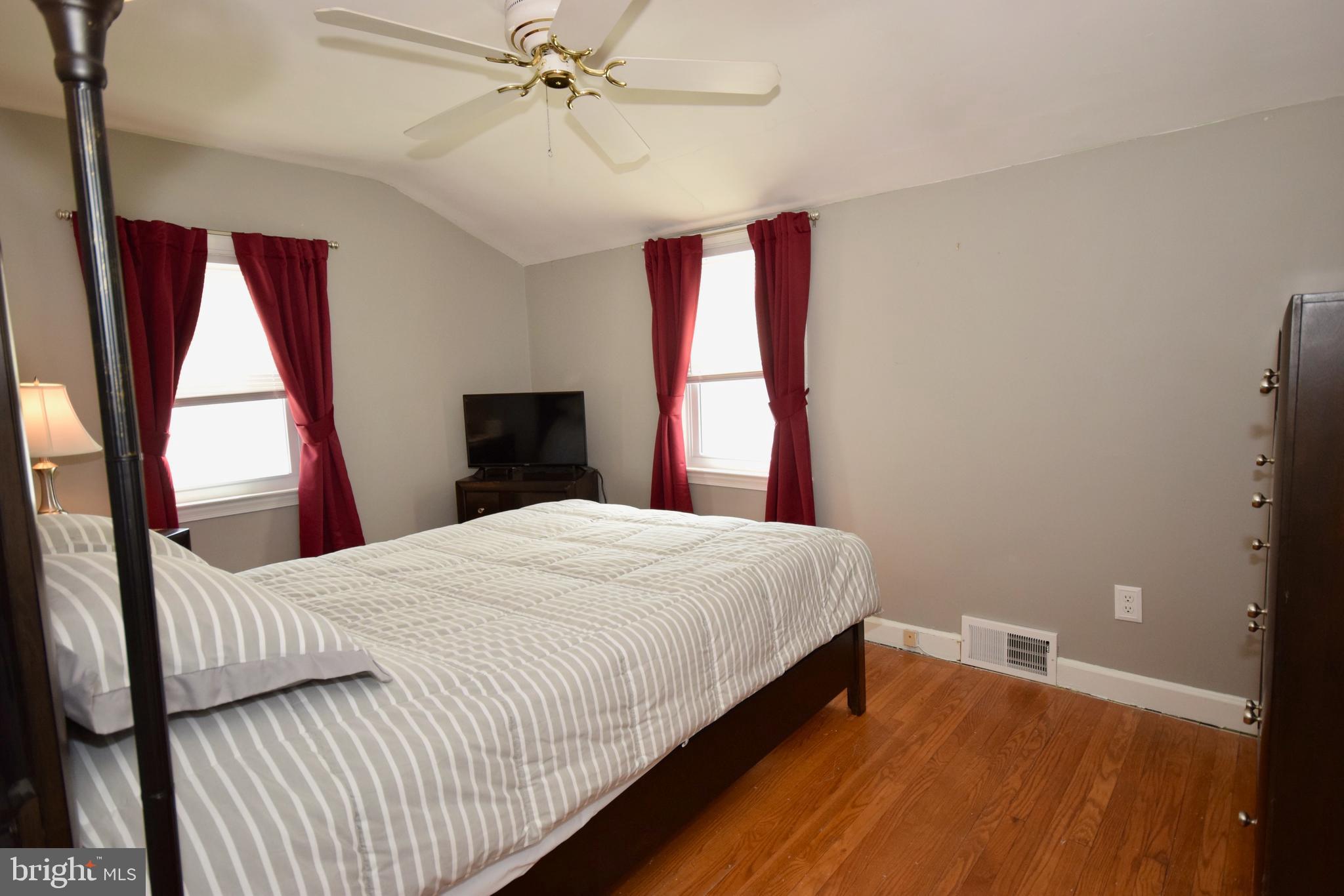 RIDLEY FARMS - Residential