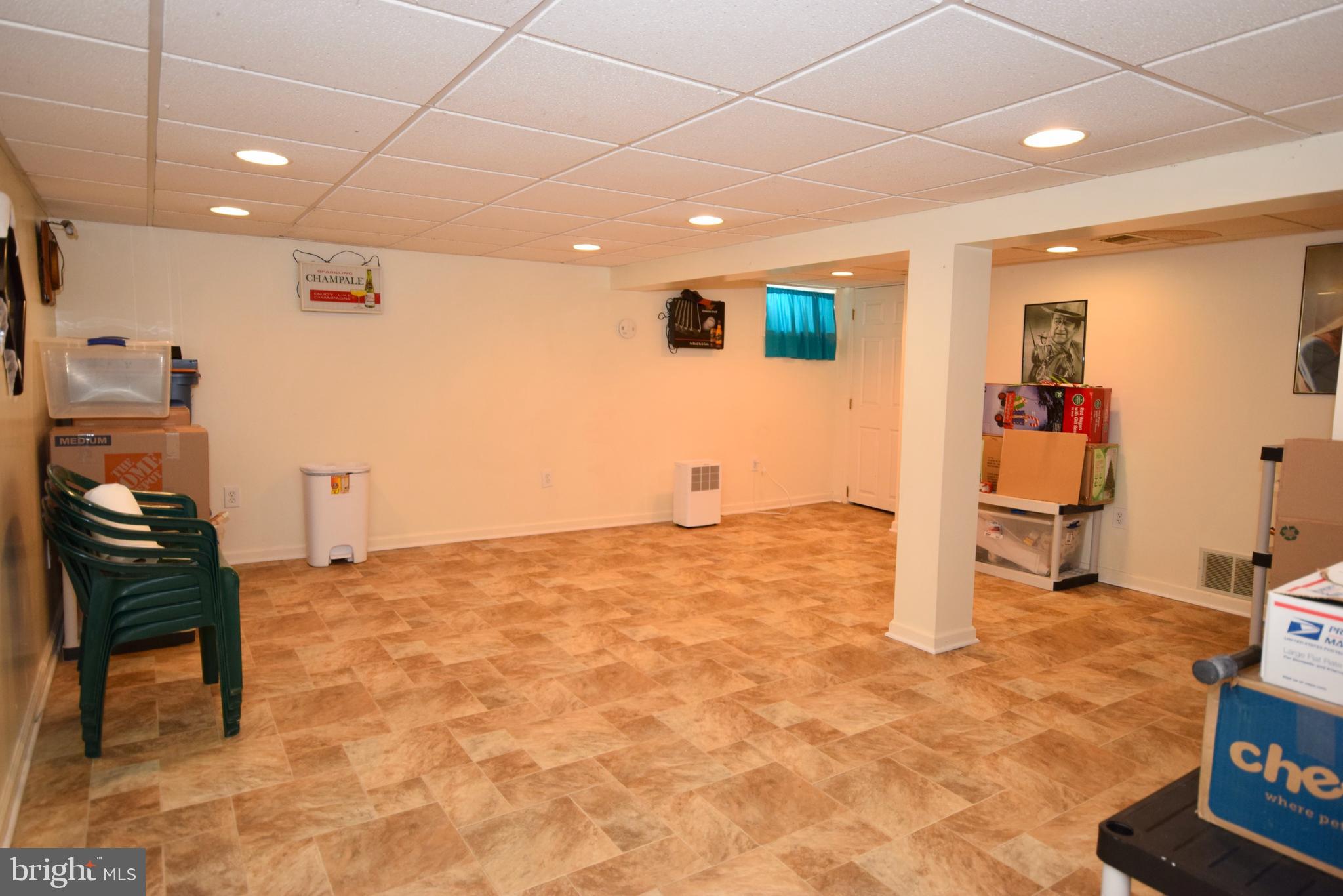 RIDLEY FARMS - Residential