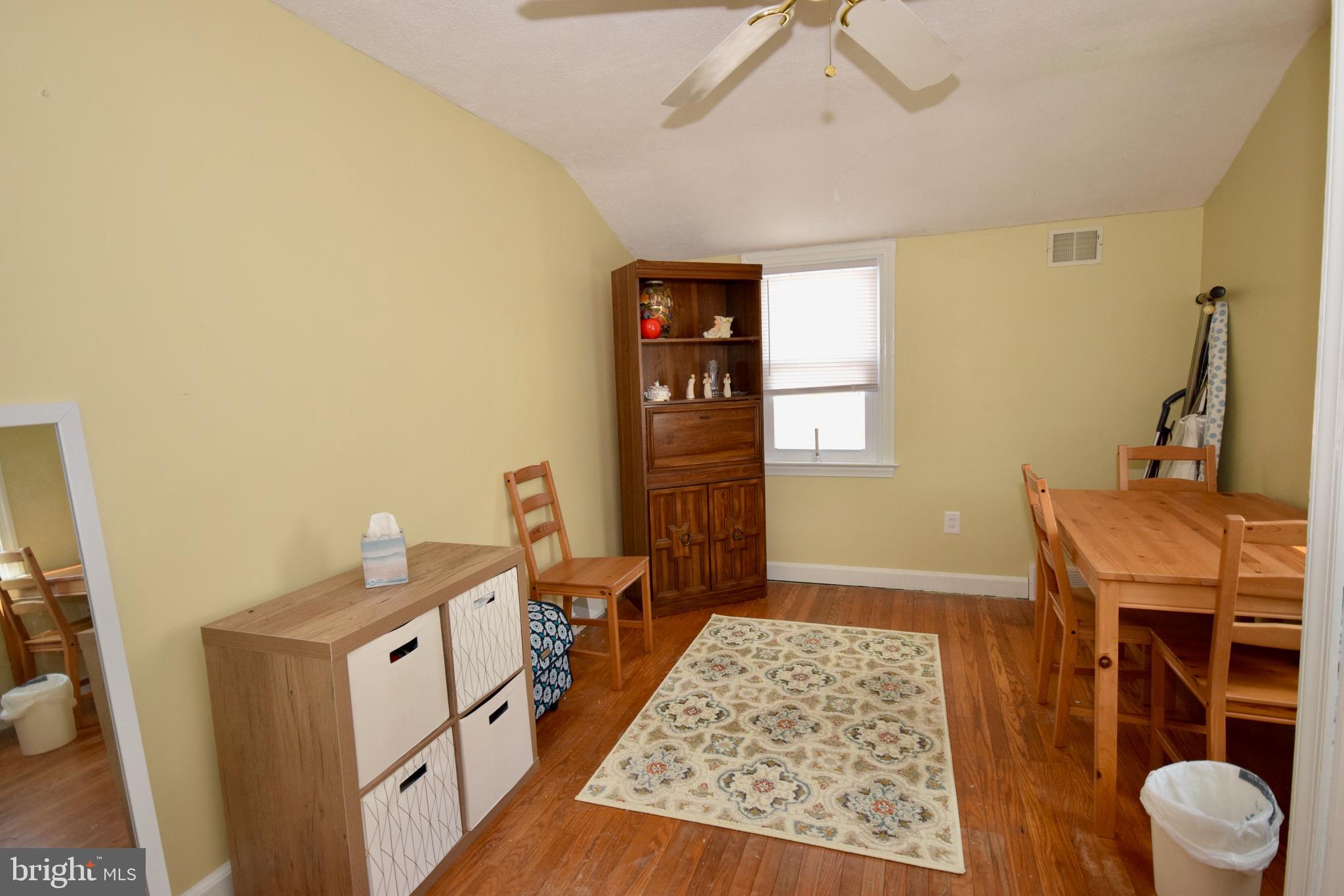 RIDLEY FARMS - Residential