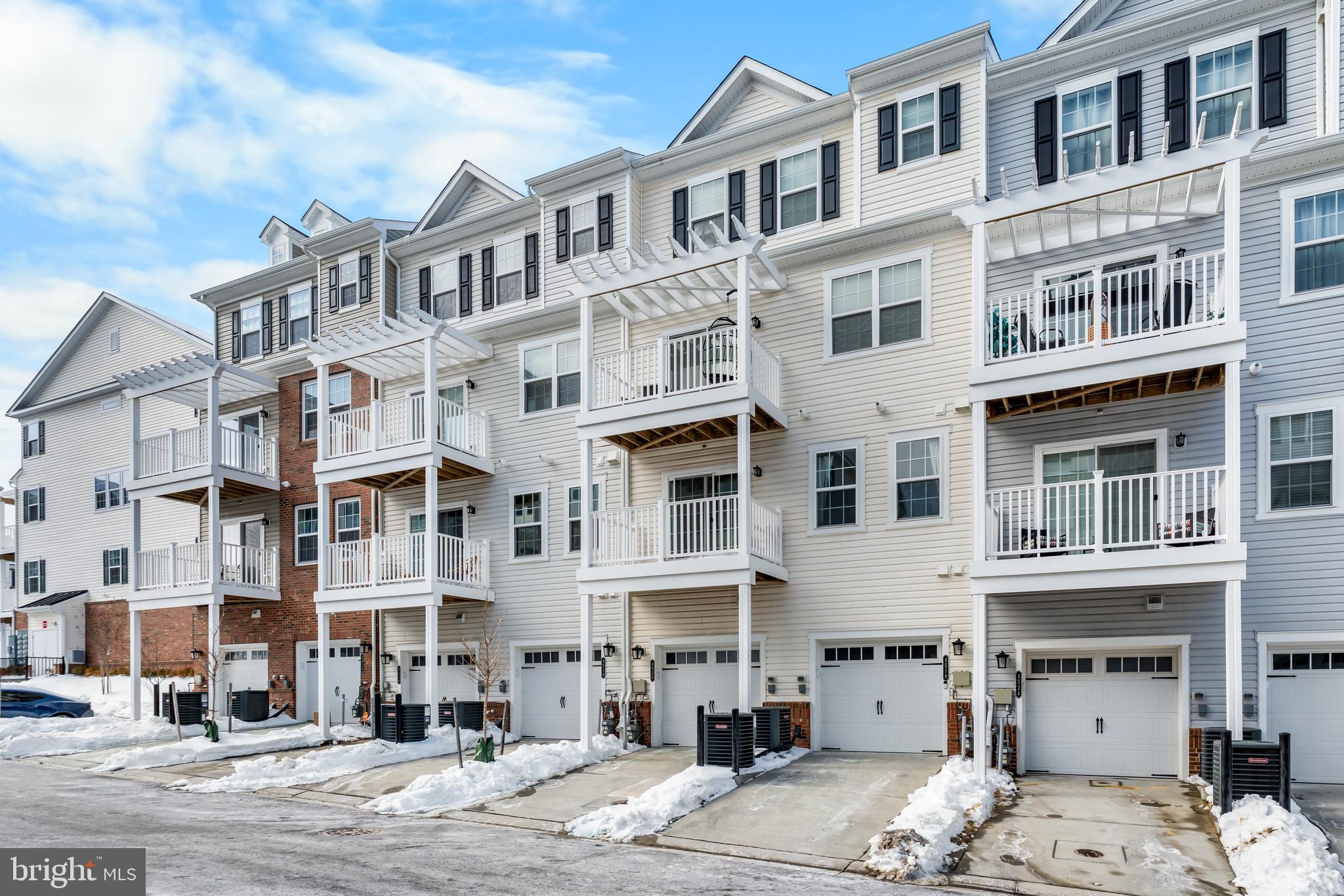 BALLARD GREEN - Residential