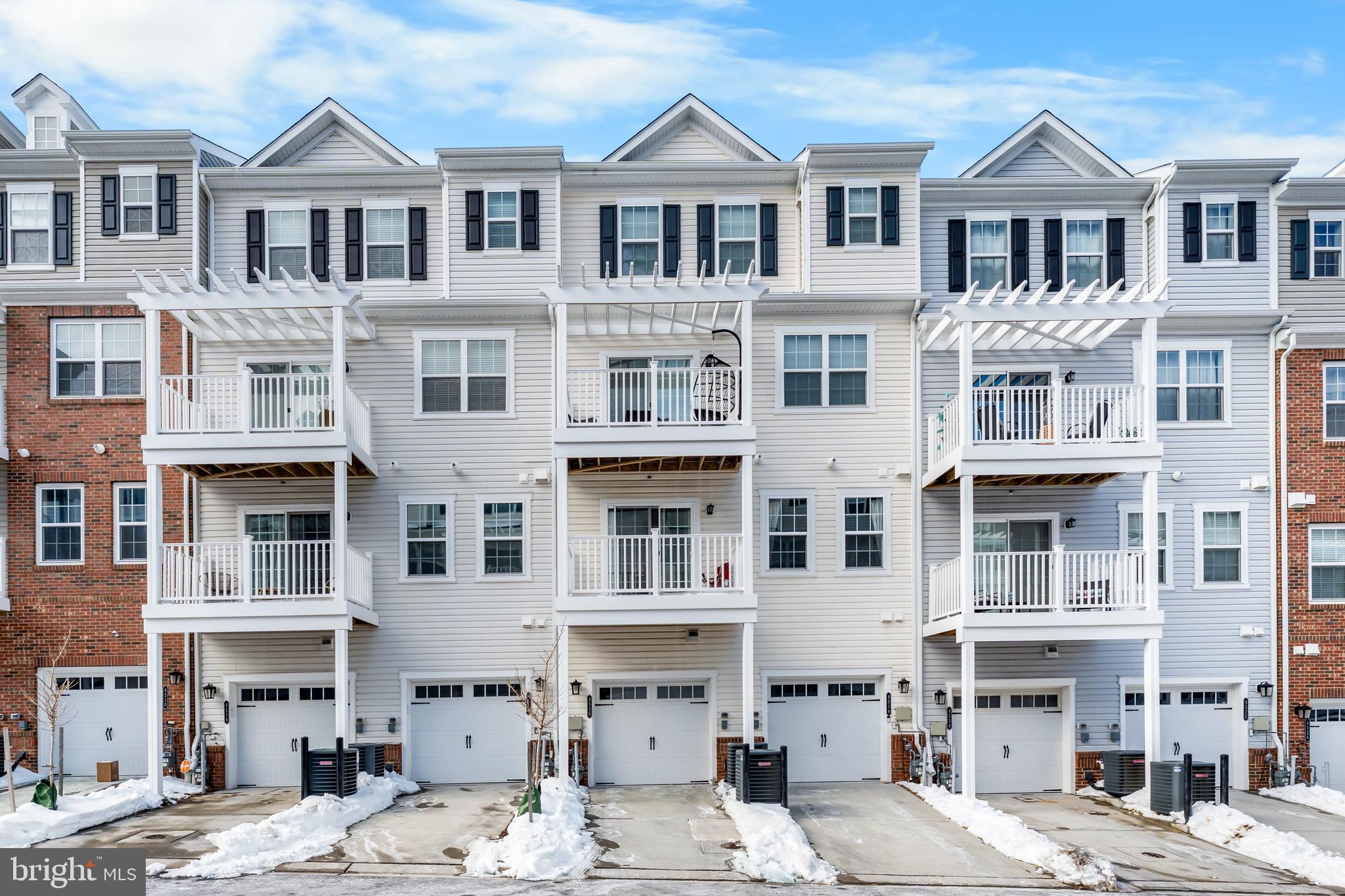 BALLARD GREEN - Residential