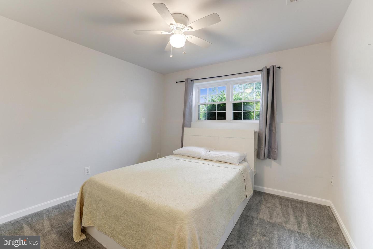 WAYSIDE VILLAGE - Residential Lease