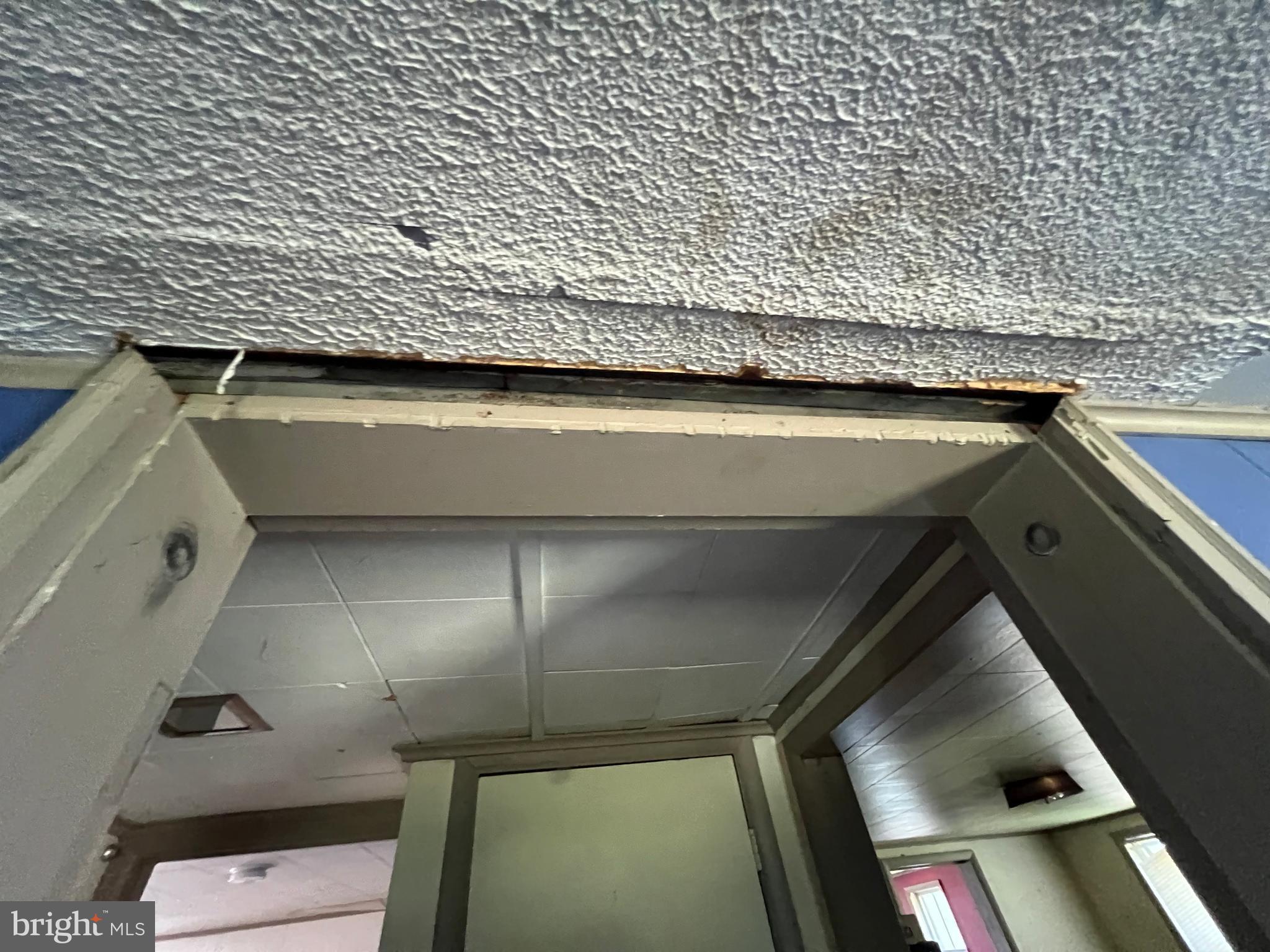 MOUNT CARMEL - Residential